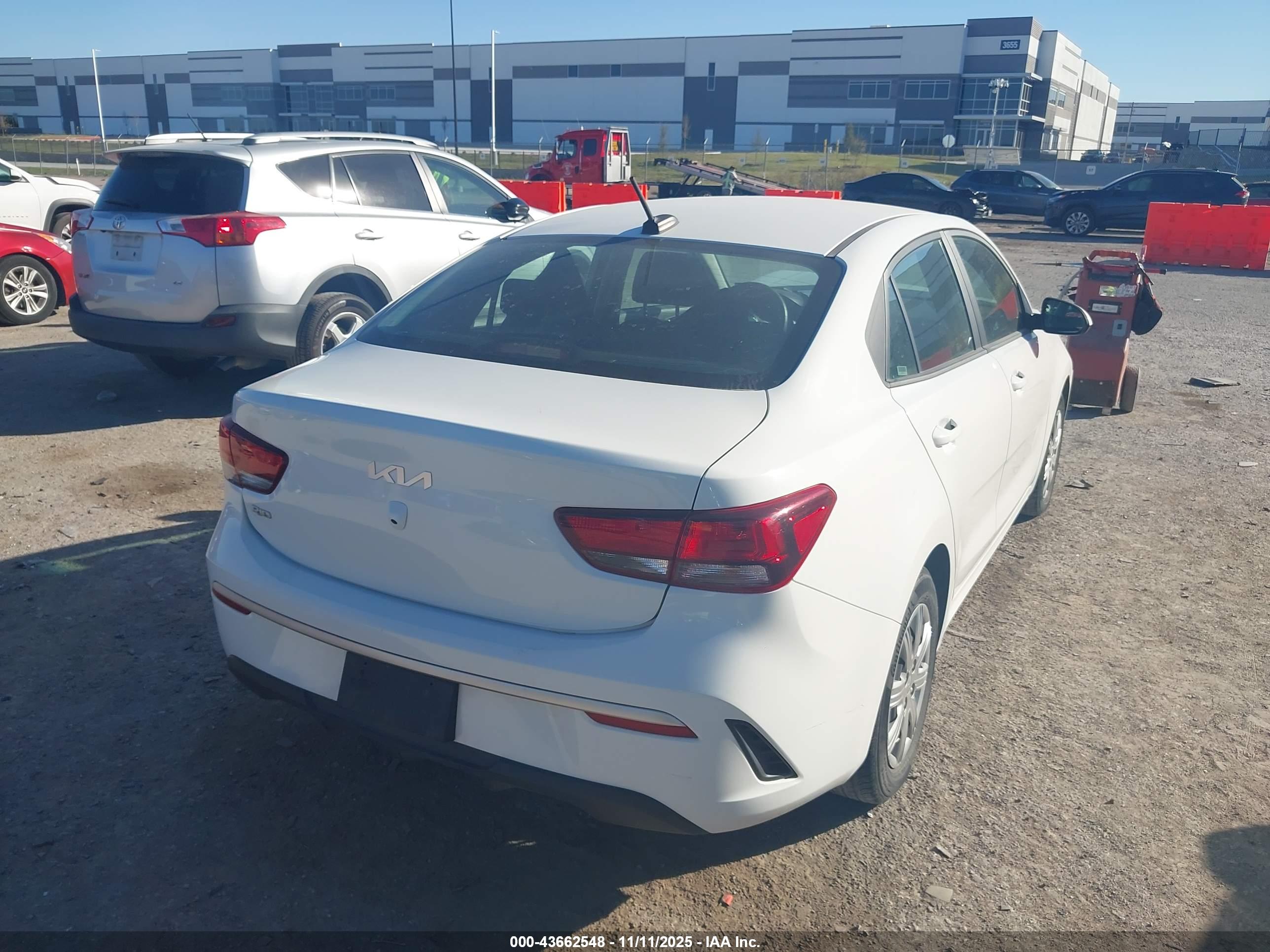 KIA RIO image 4