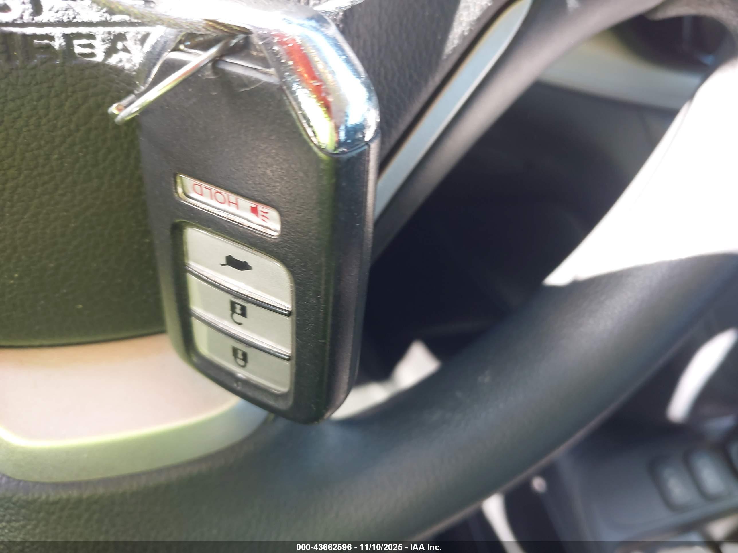 HONDA CR-V image 11