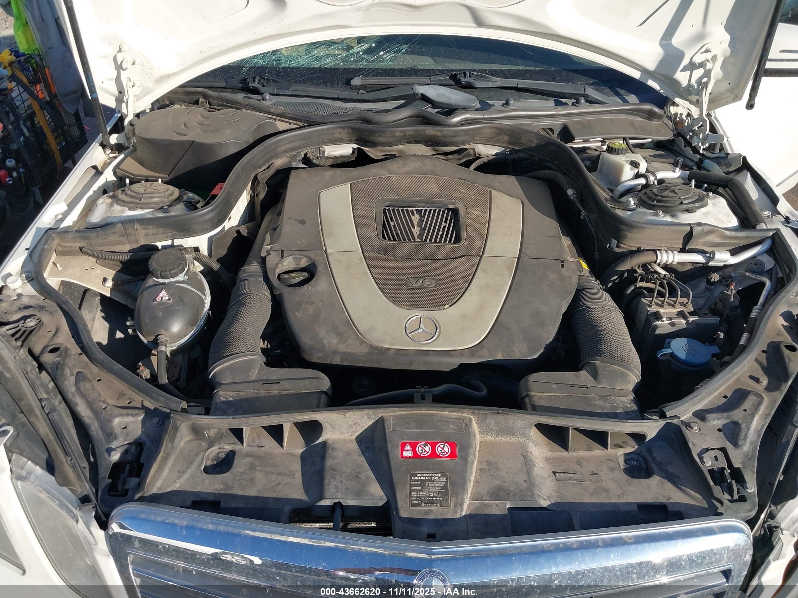 MERCEDES-BENZ E image 10