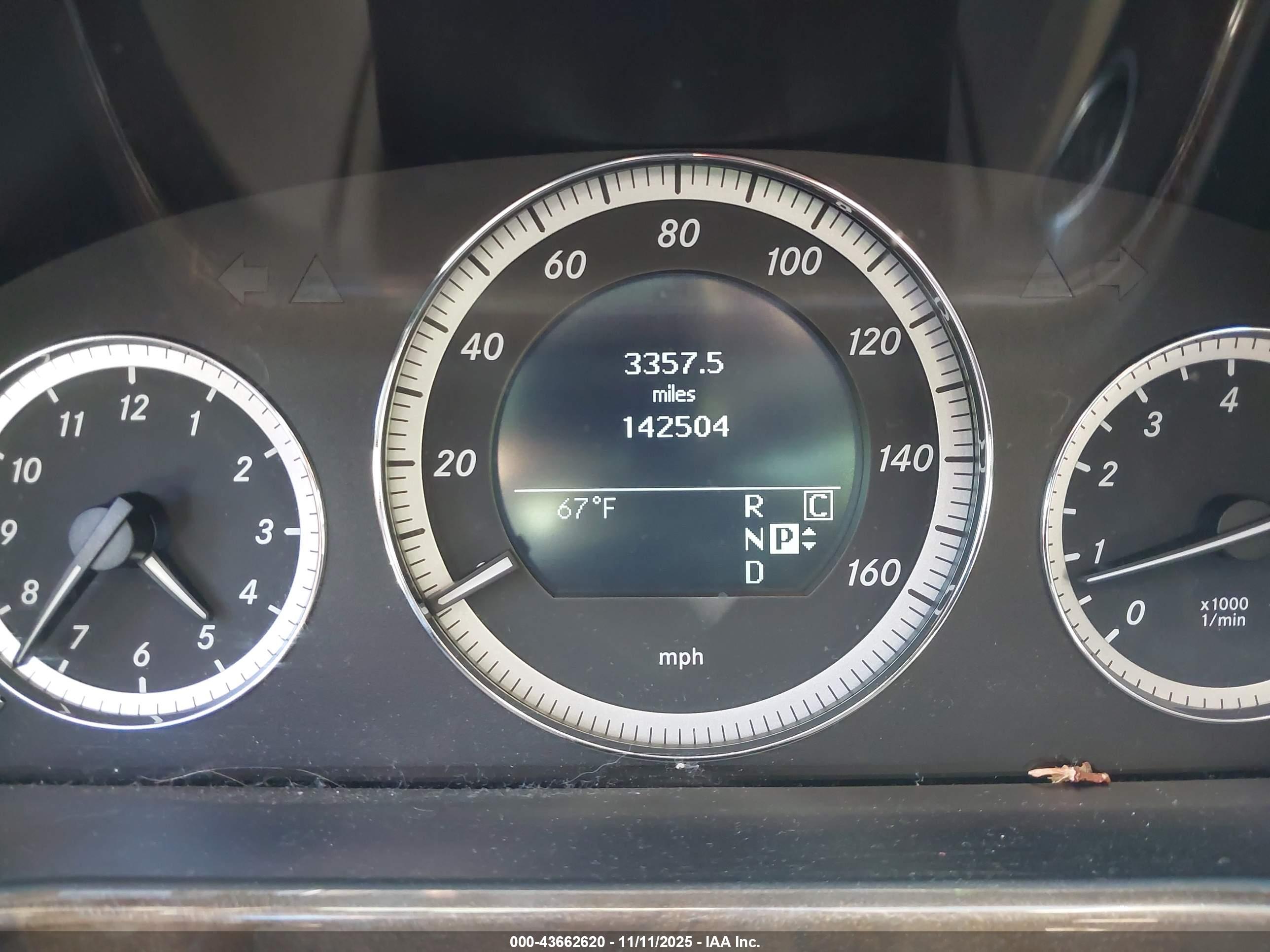 MERCEDES-BENZ E image 7