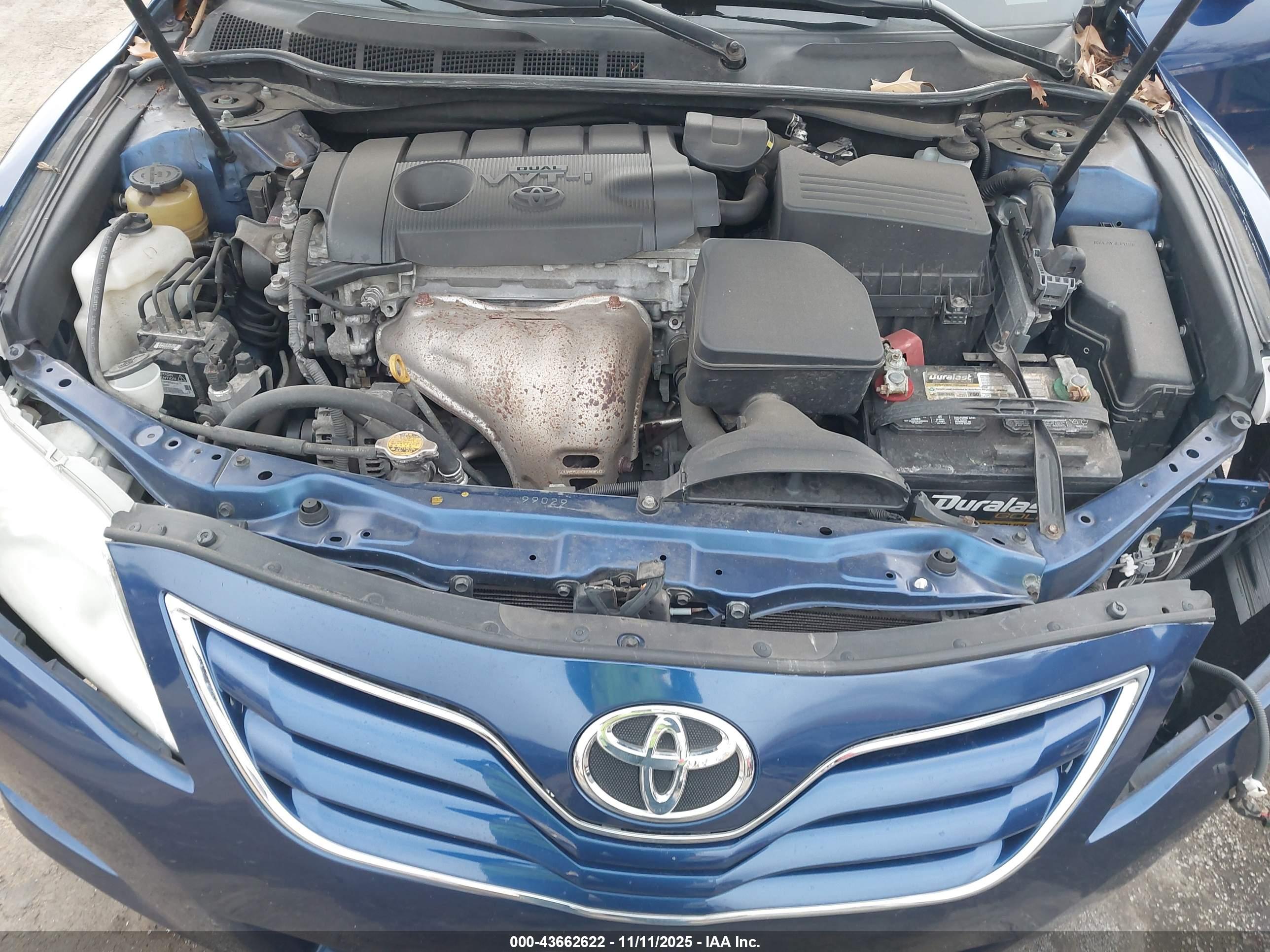 TOYOTA CAMRY image 10