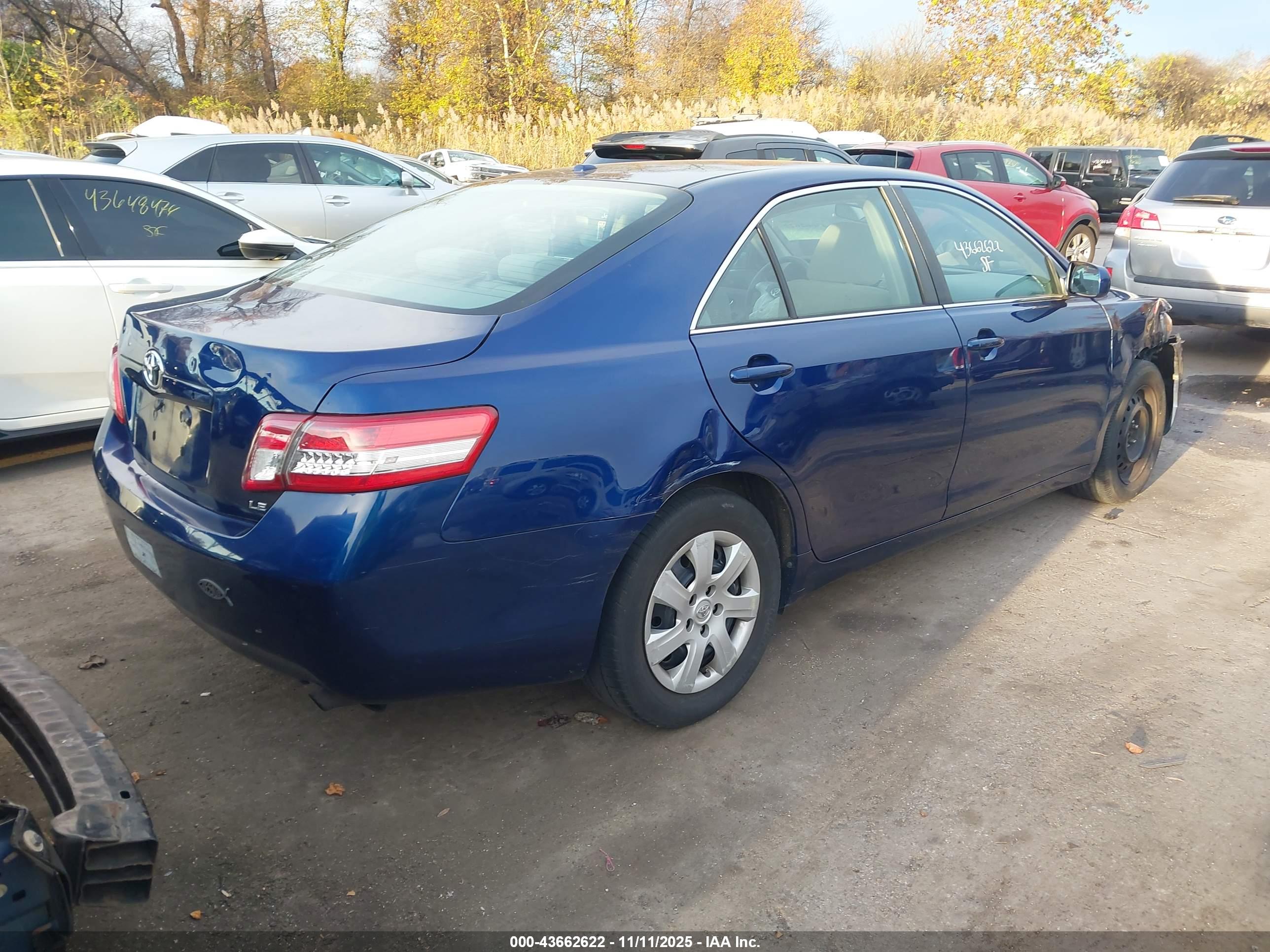 TOYOTA CAMRY image 4