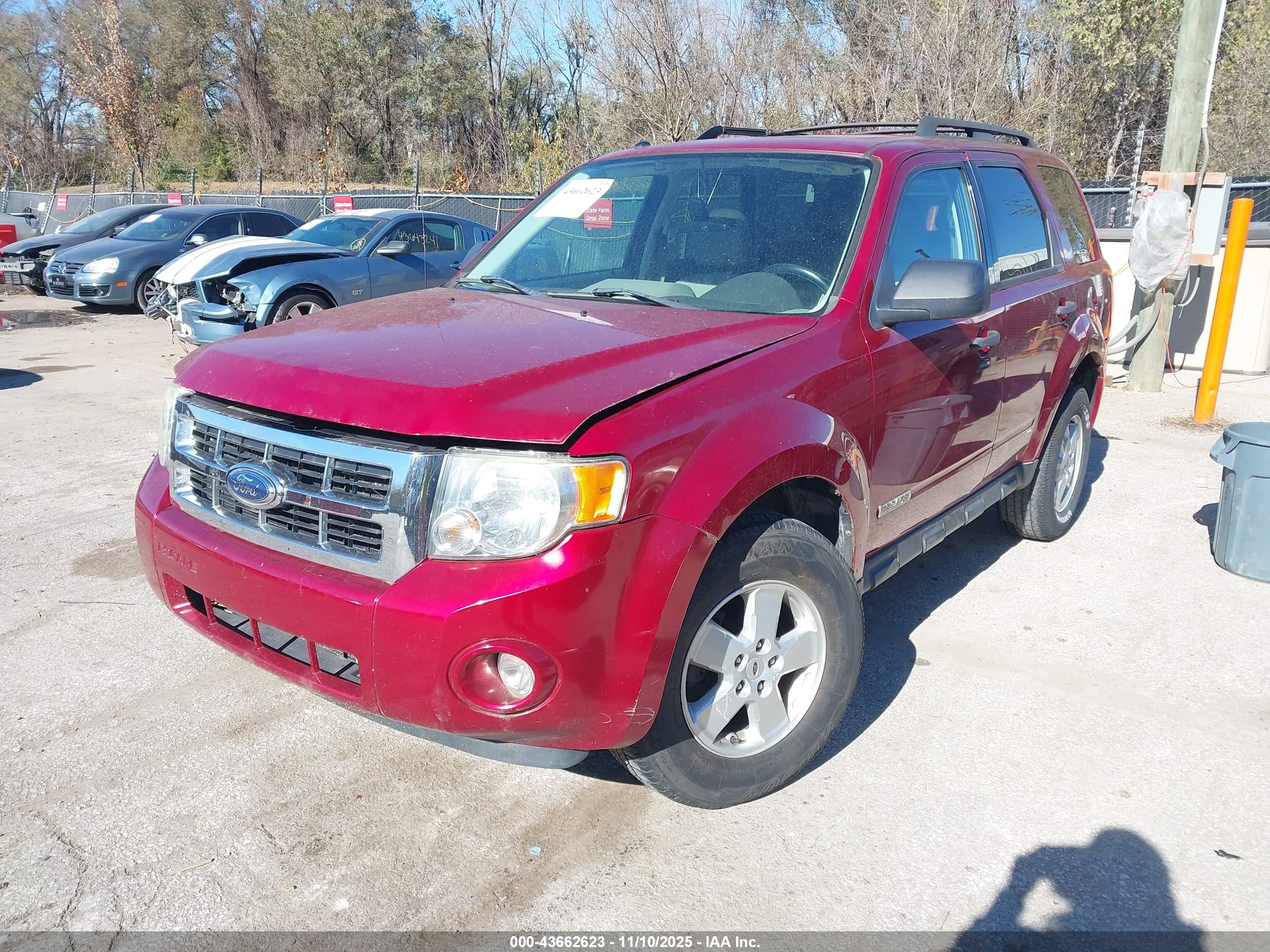 FORD ESCAPE image 2