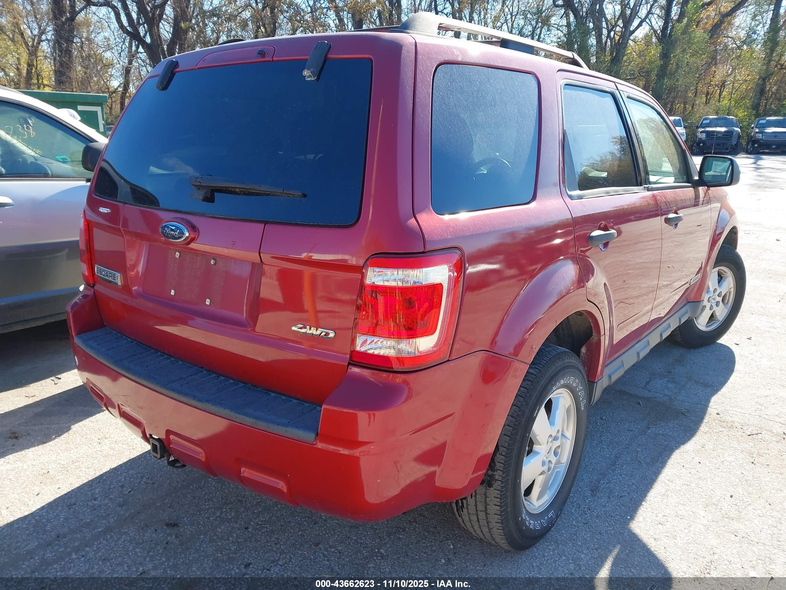 FORD ESCAPE image 4