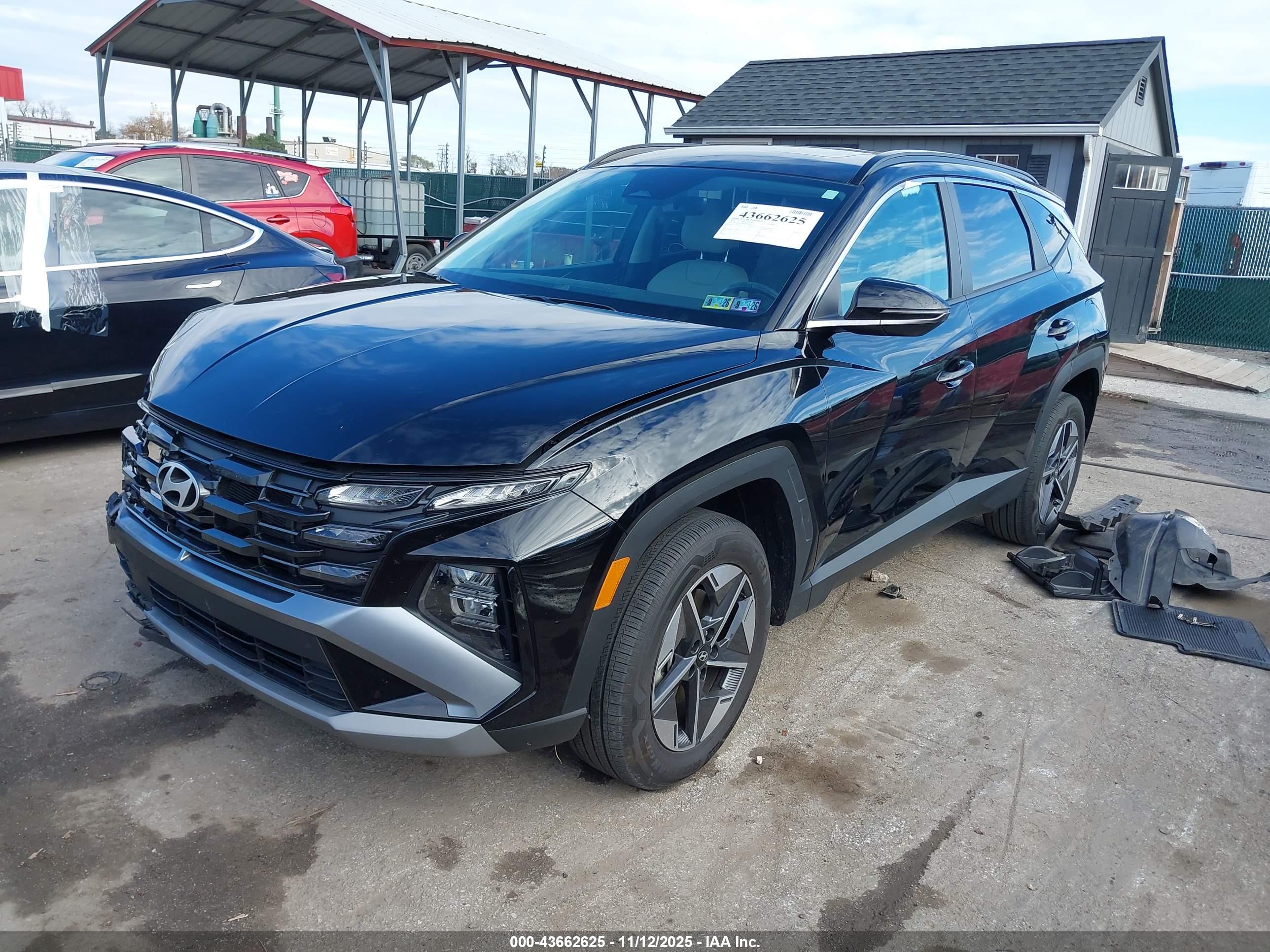 HYUNDAI TUCSON image 2