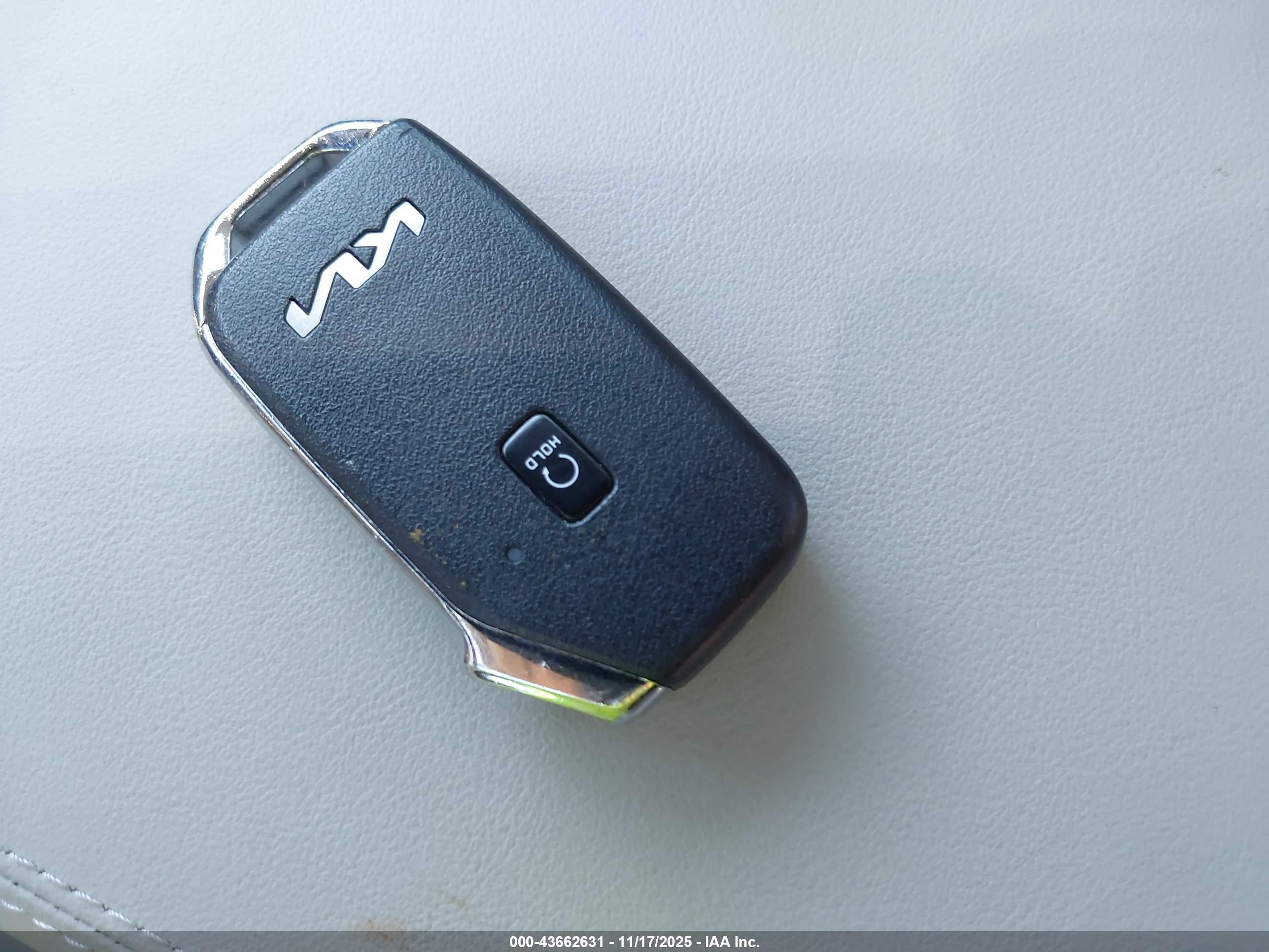 KIA SORENTO image 11