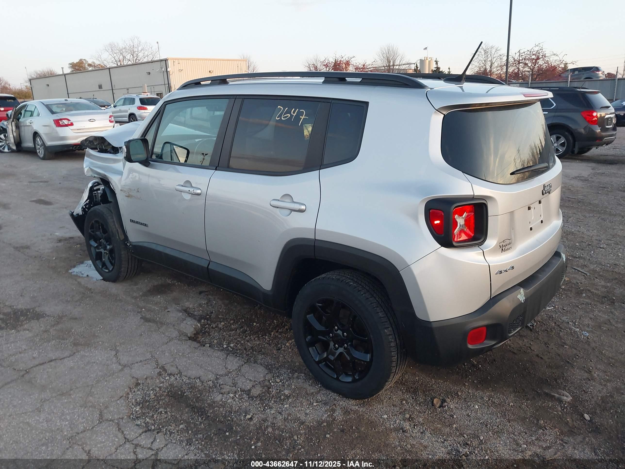 JEEP RENEGADE image 3