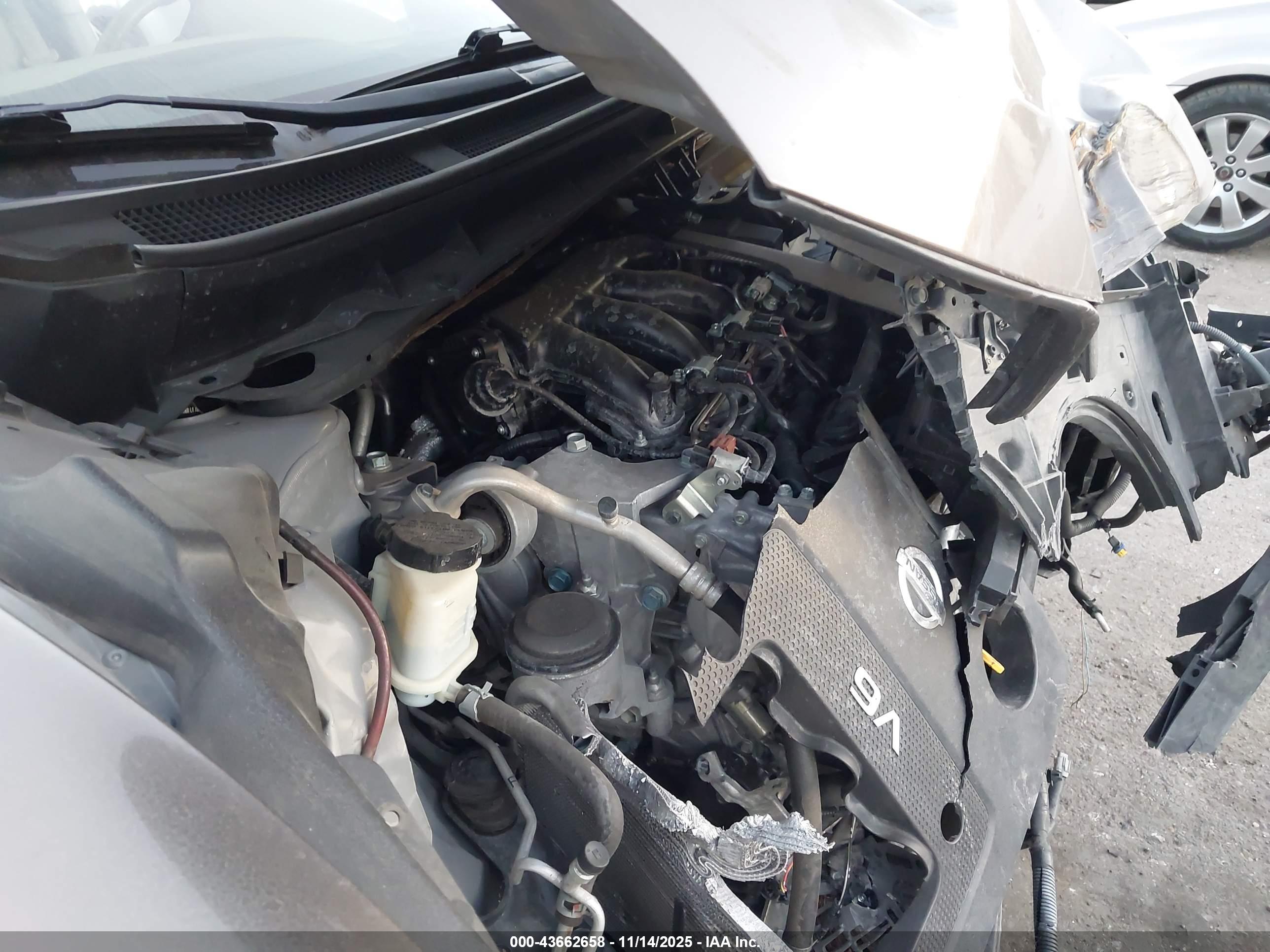 NISSAN MURANO image 10