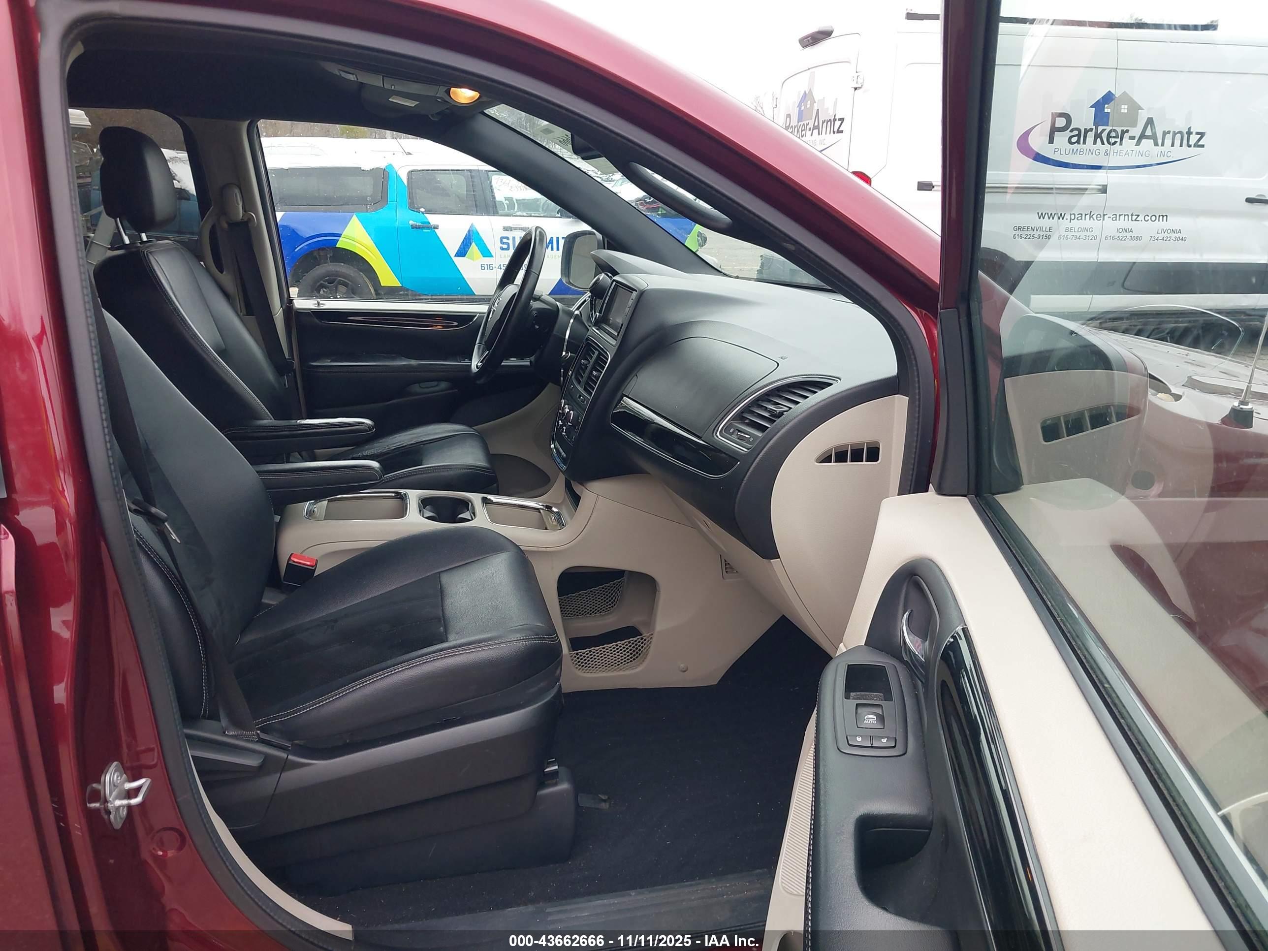 DODGE GRAND image 5