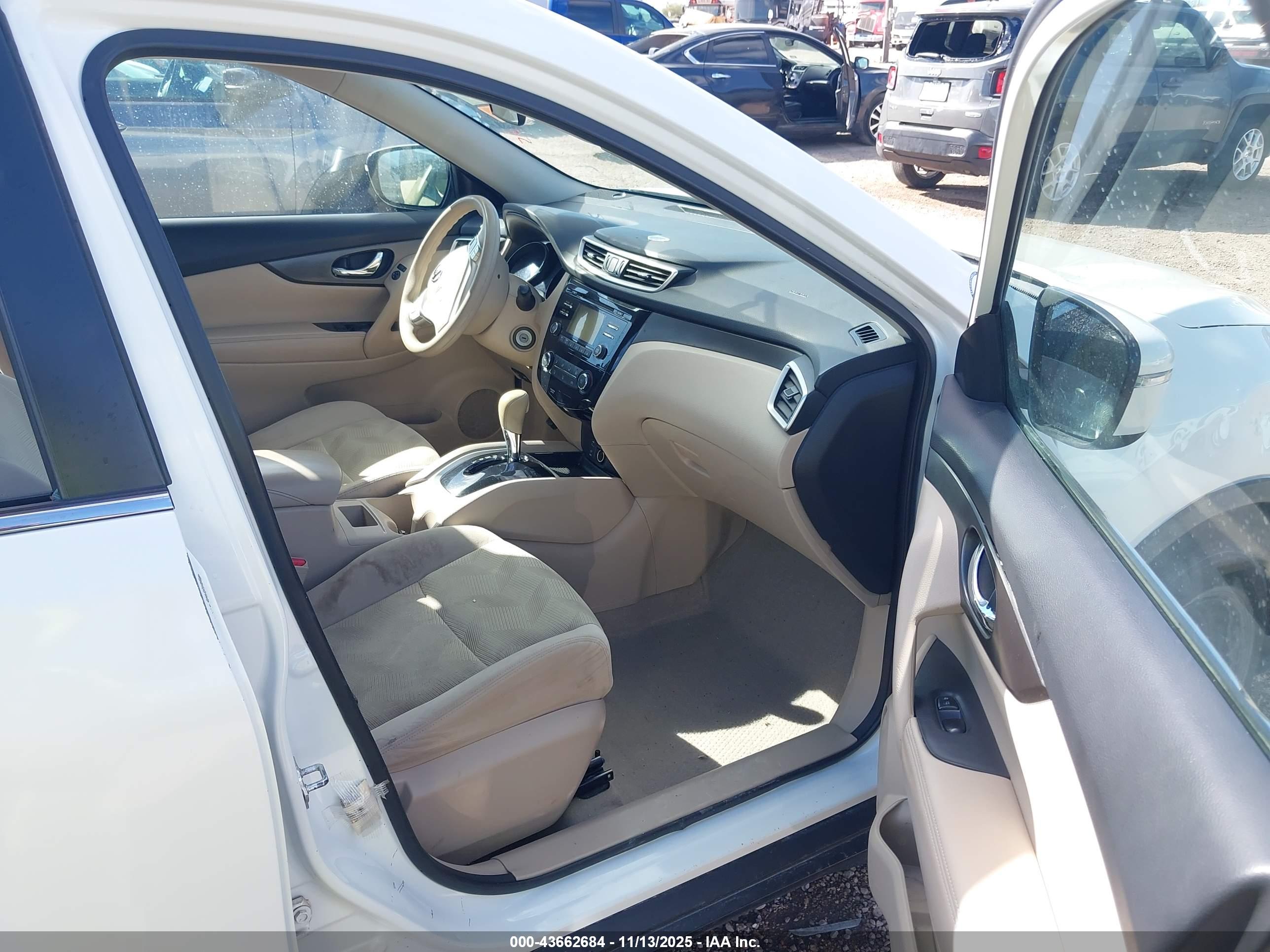 NISSAN ROGUE image 5