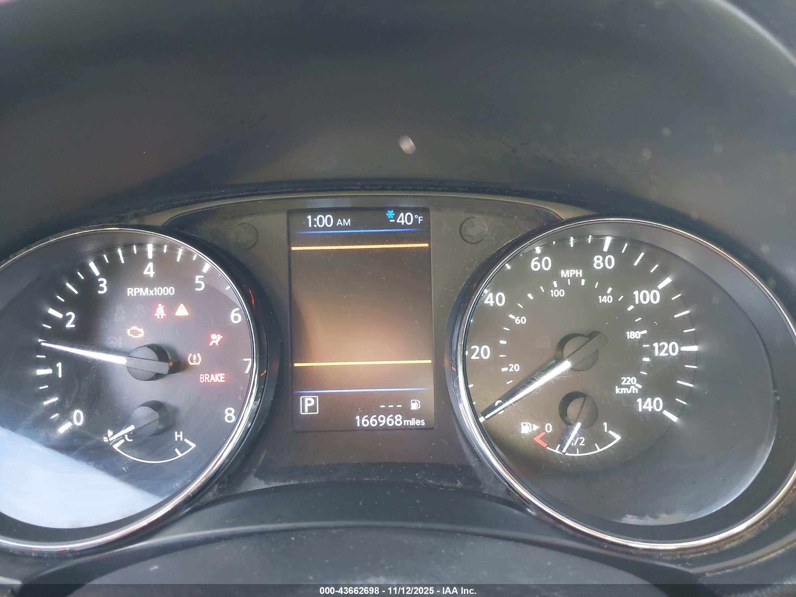 NISSAN ROGUE image 7