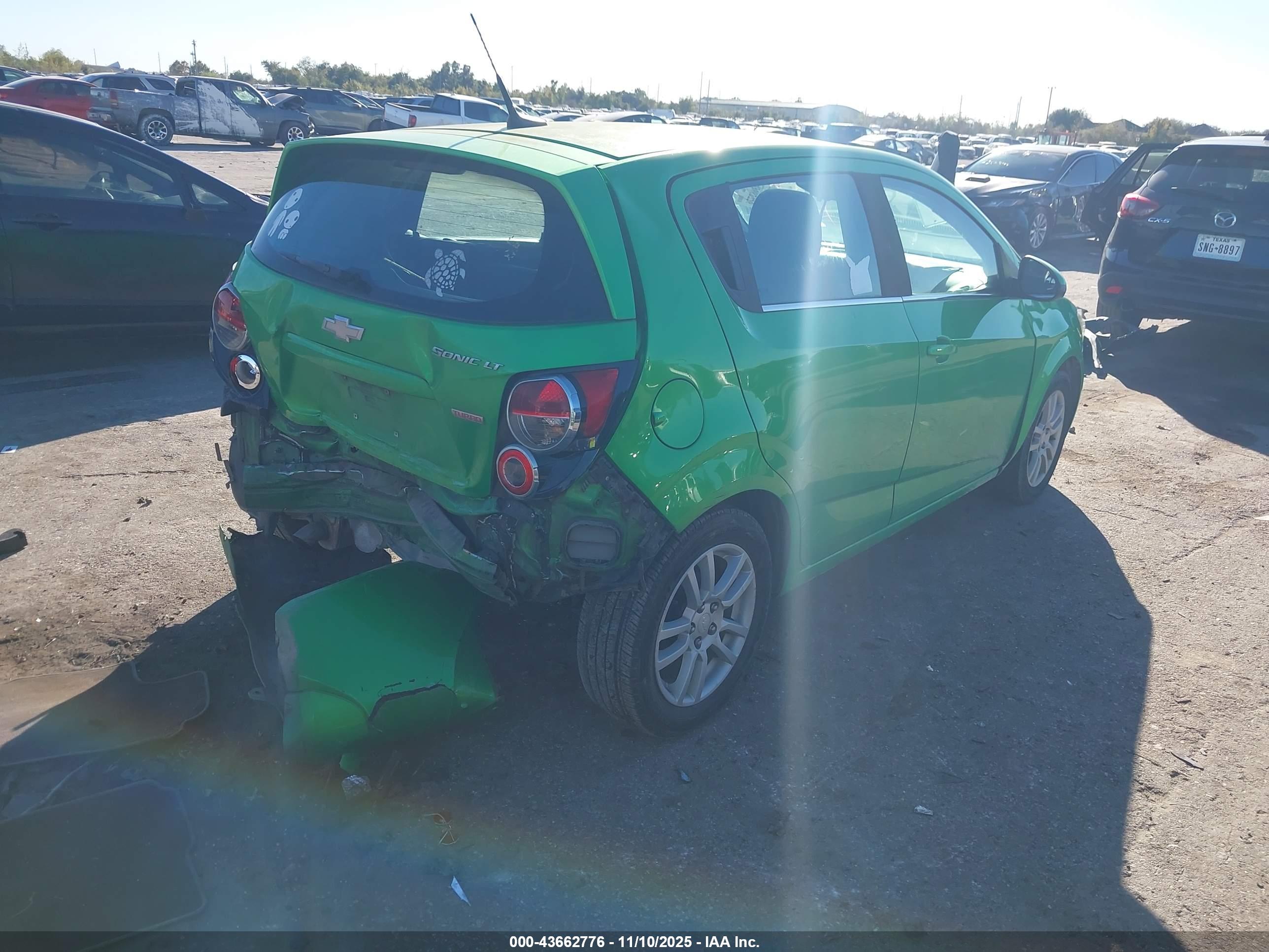 CHEVROLET SONIC image 4