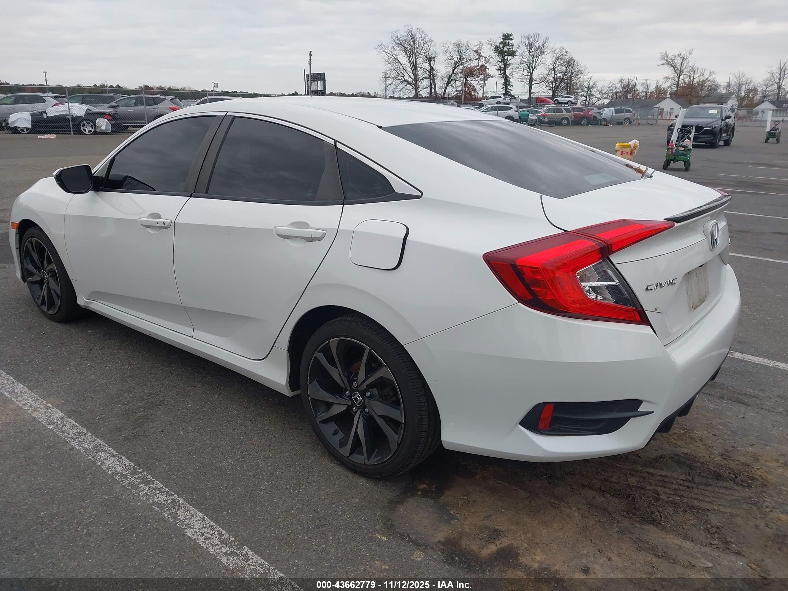 HONDA CIVIC image 3