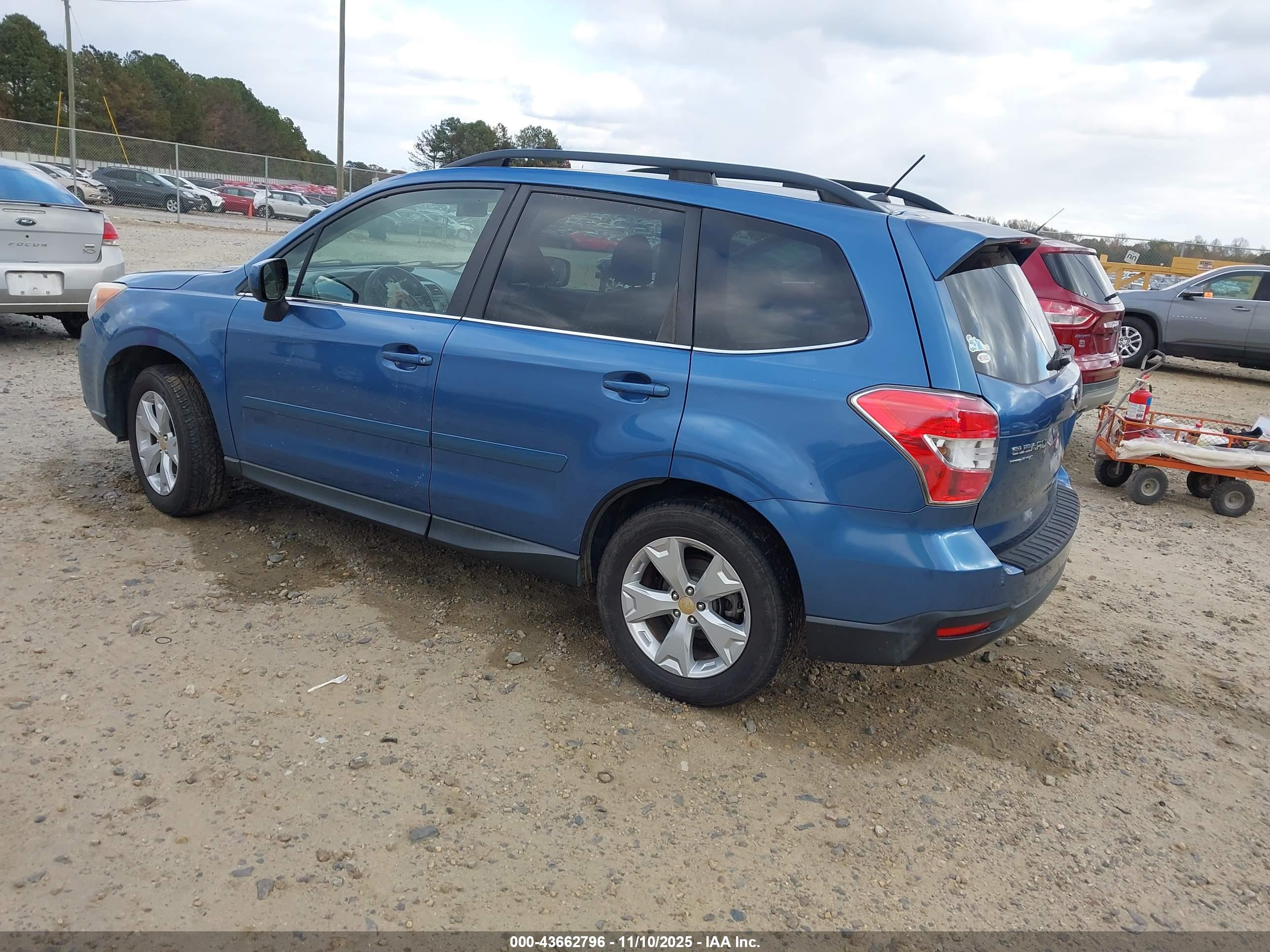 SUBARU FORESTER image 3