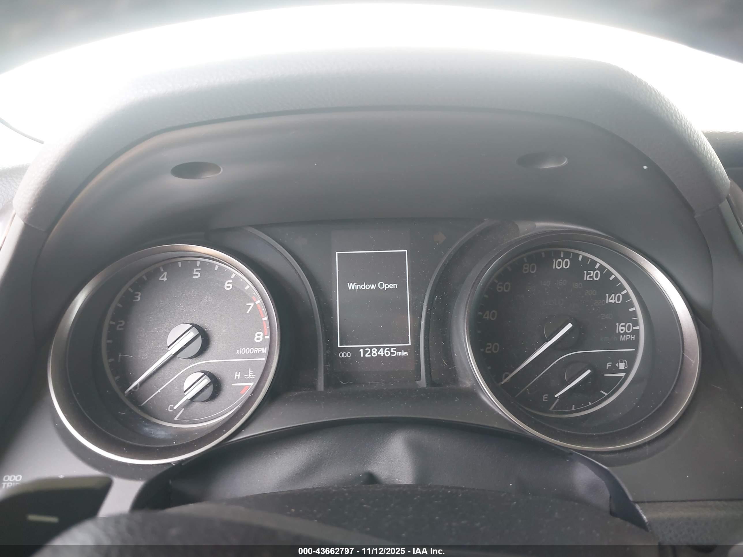 TOYOTA CAMRY image 7