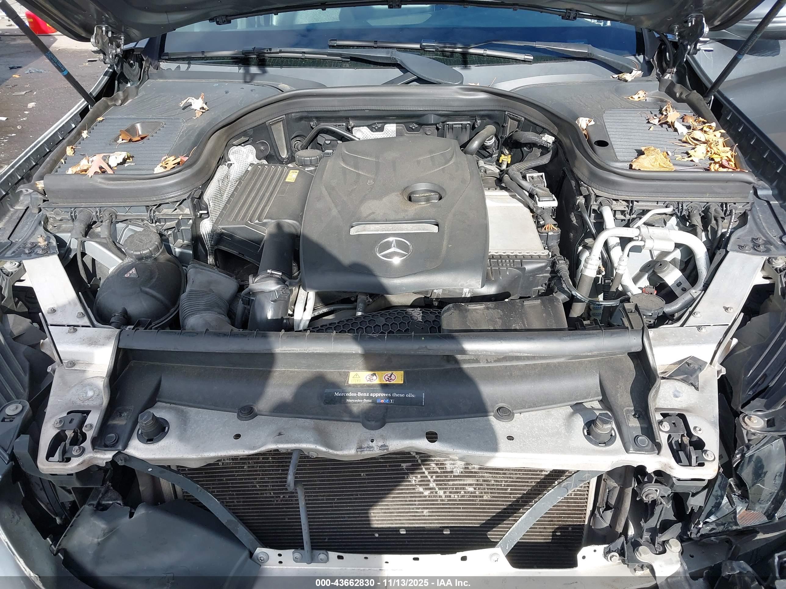 MERCEDES-BENZ GLC image 10