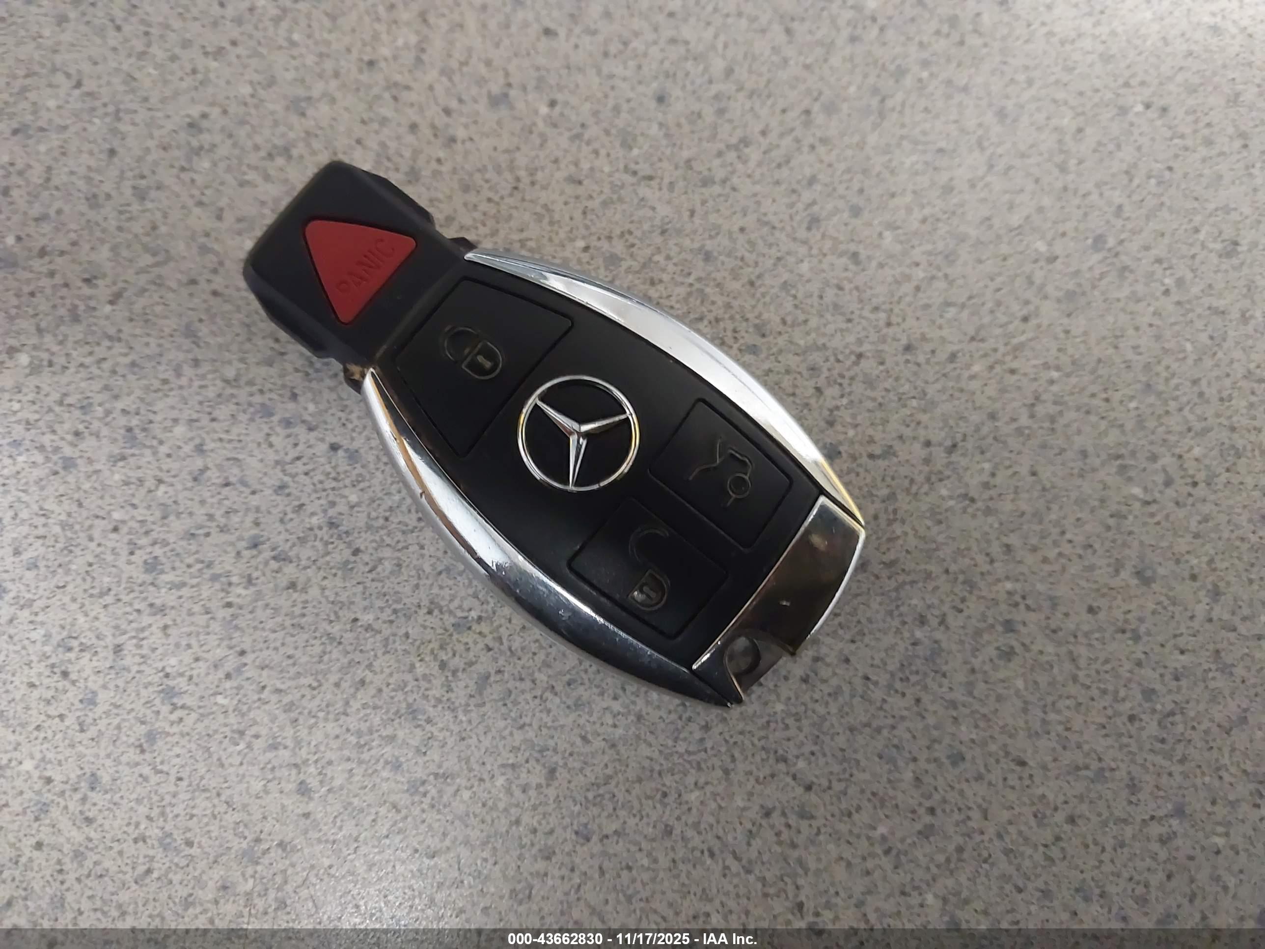 MERCEDES-BENZ GLC image 11