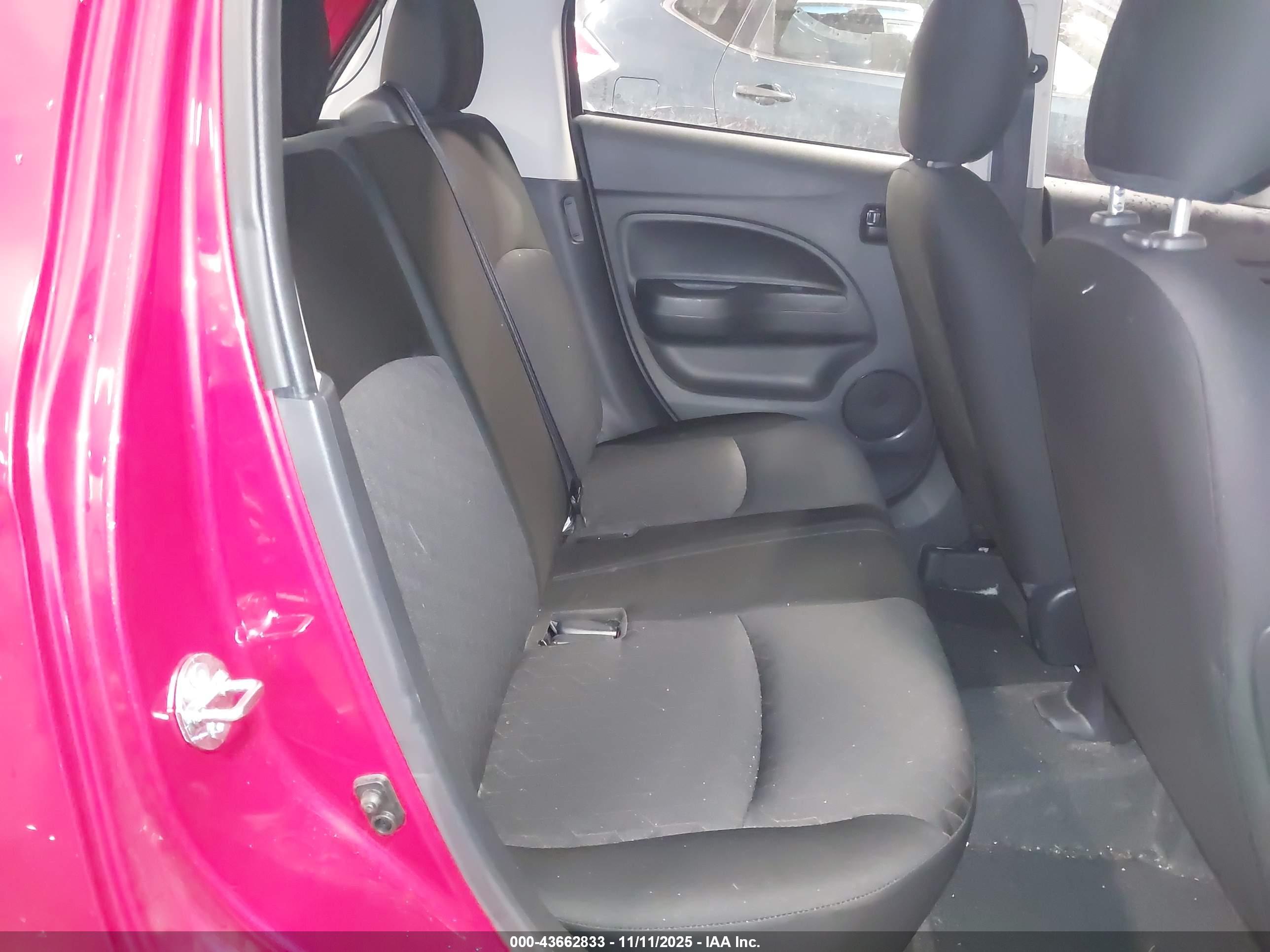 MITSUBISHI MIRAGE image 8