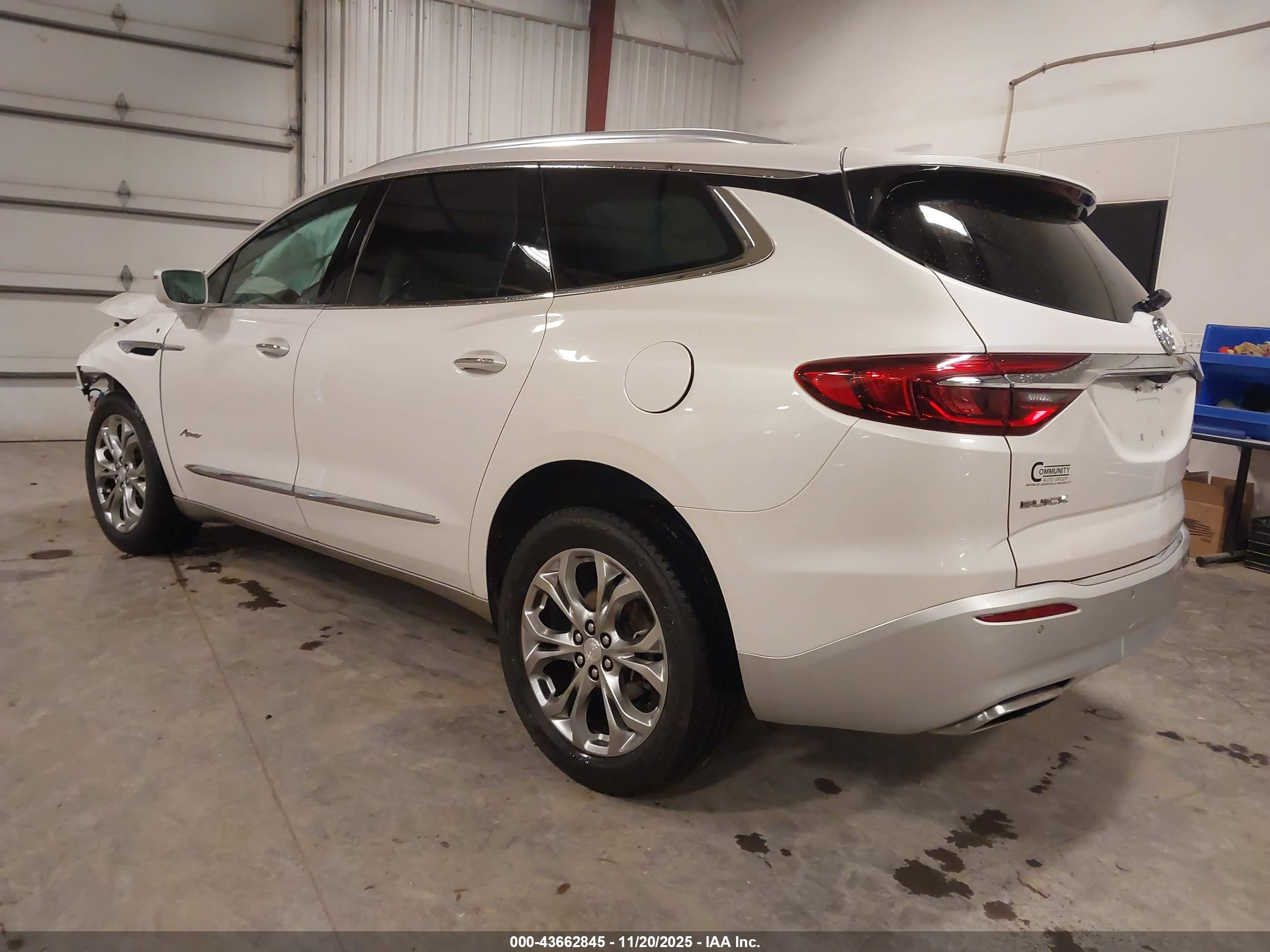 BUICK ENCLAVE image 3