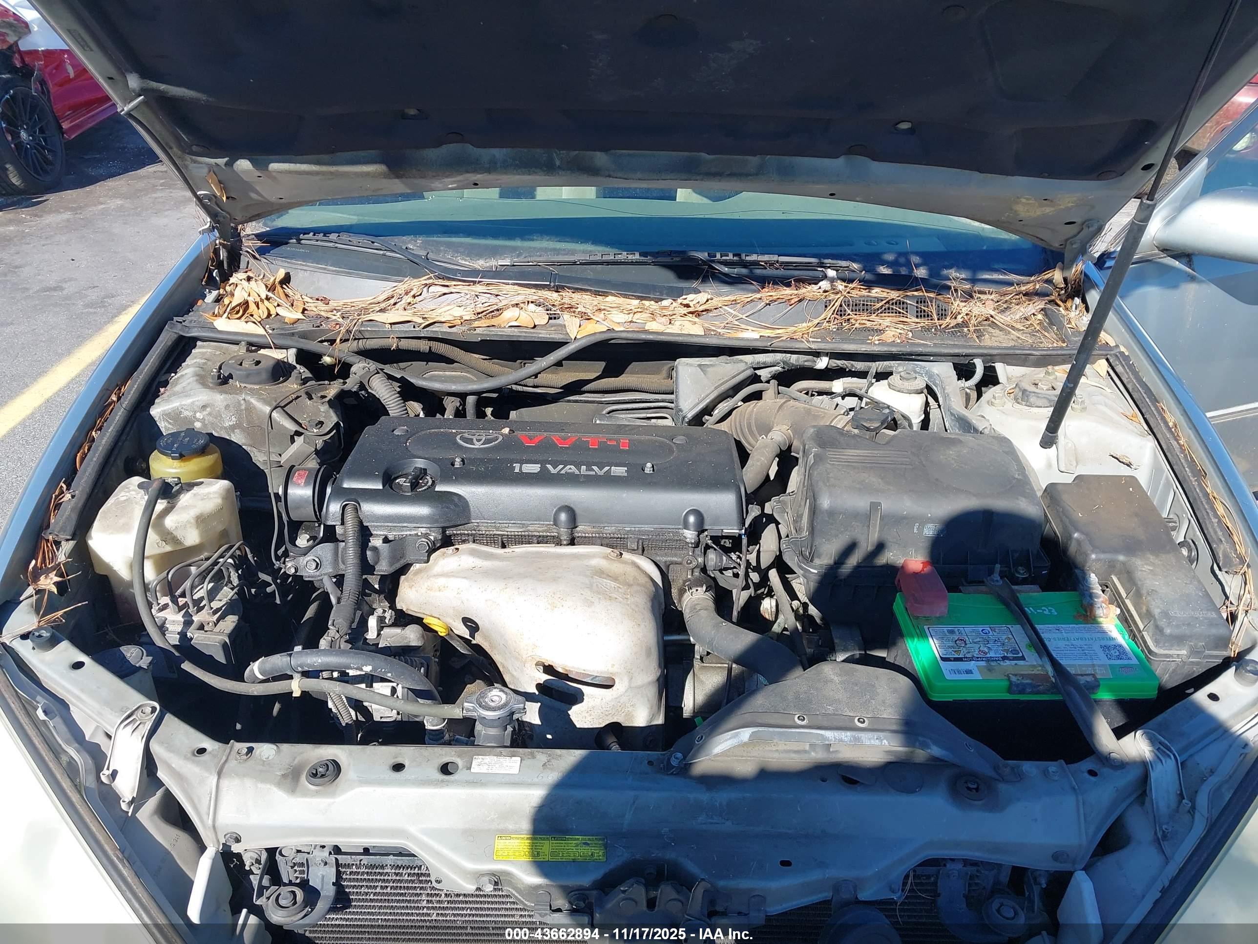 TOYOTA CAMRY image 10