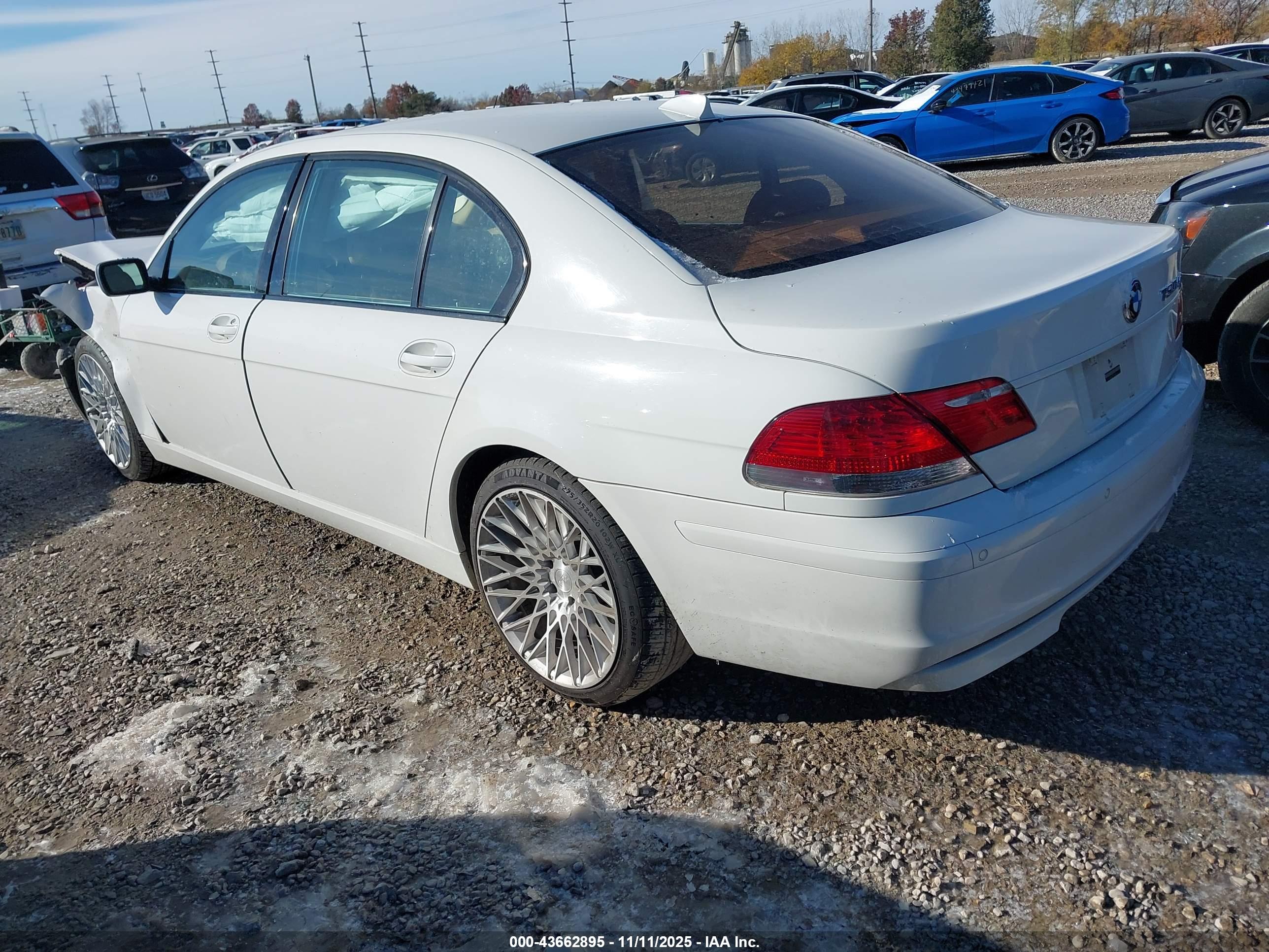 BMW 750LI image 3