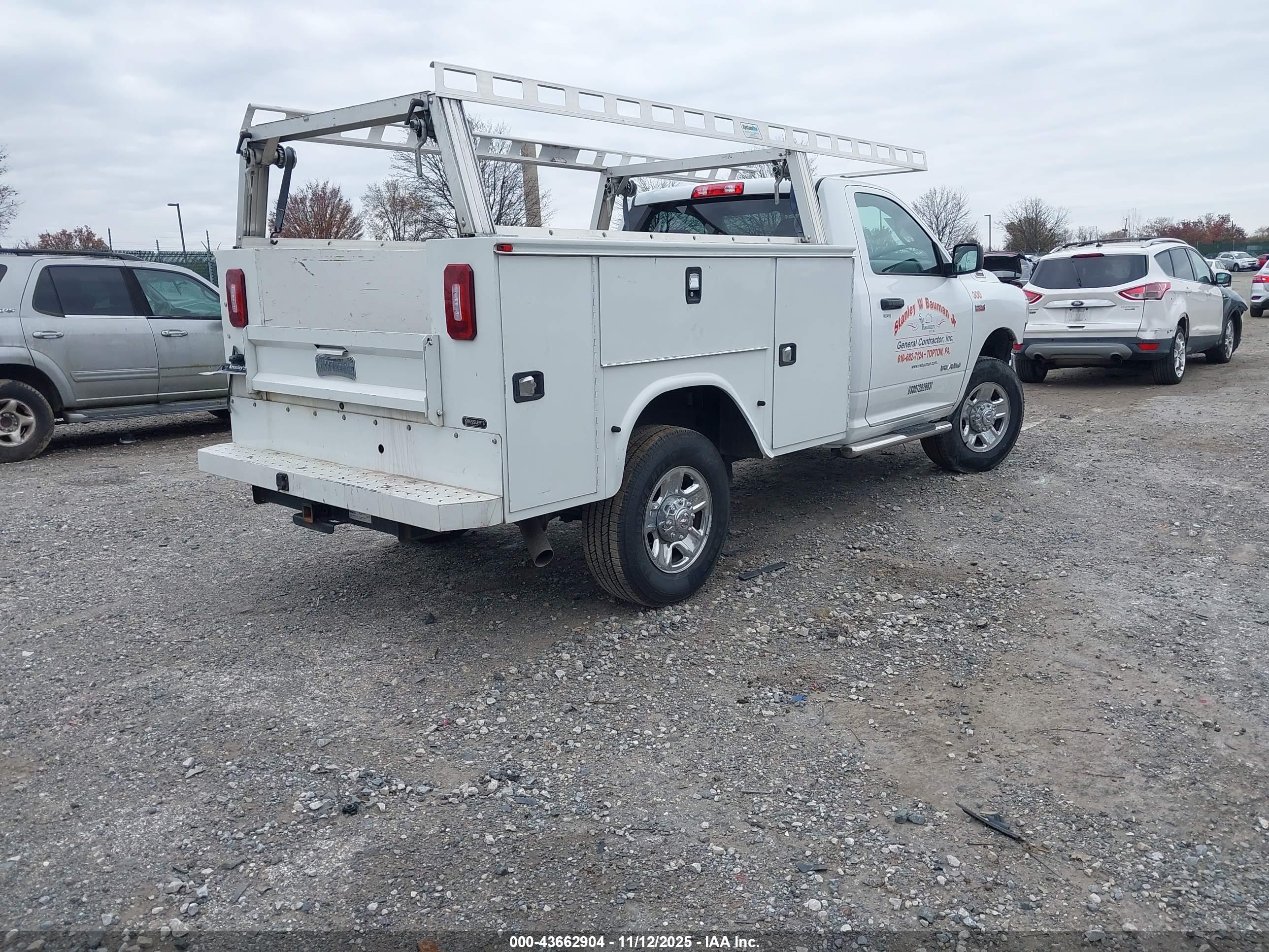 RAM 2500 image 4