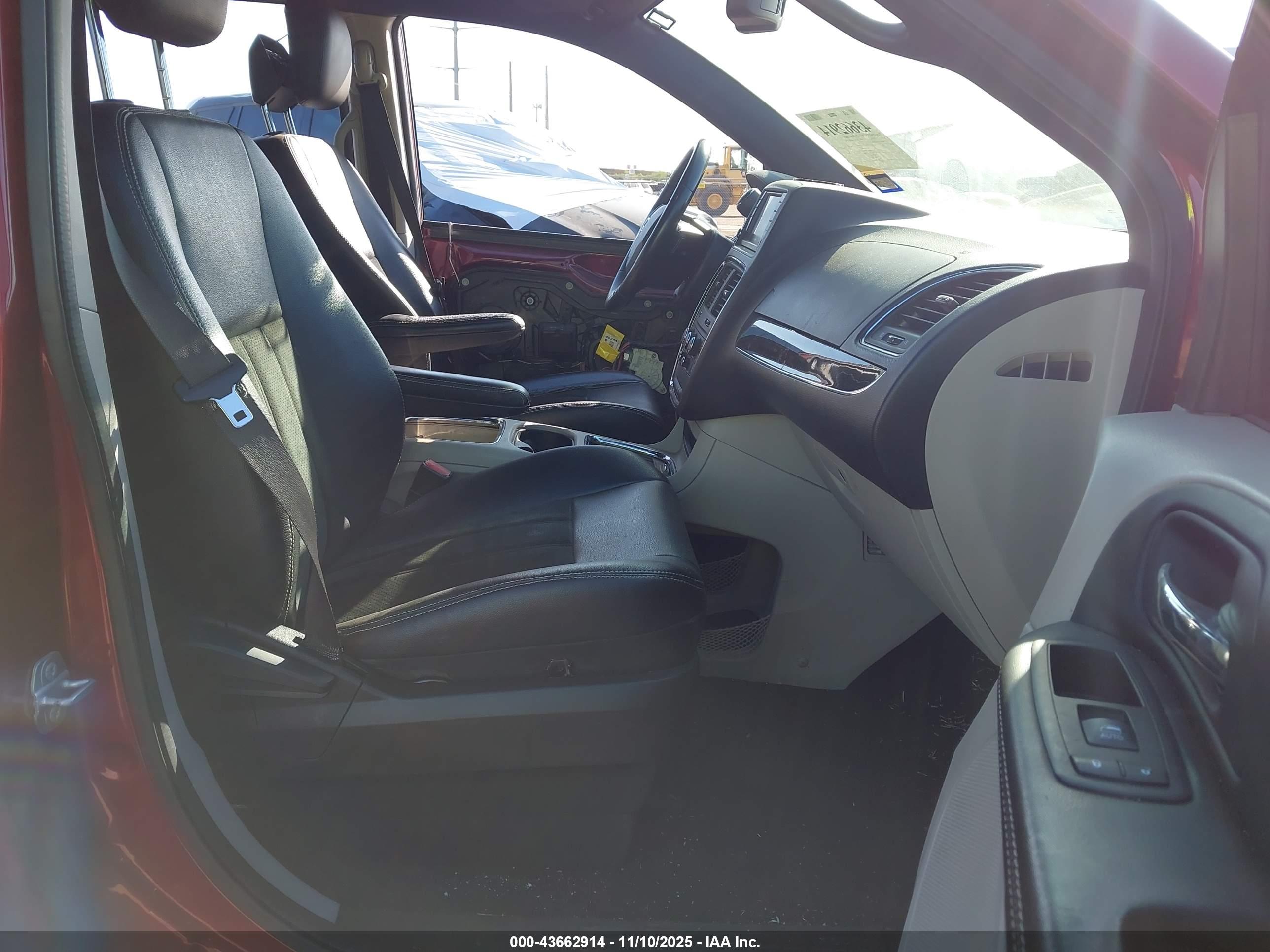 DODGE GRAND image 5