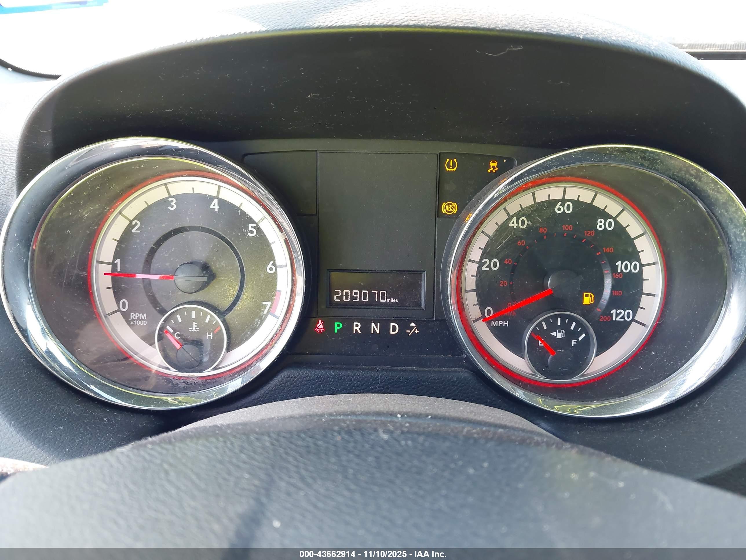 DODGE GRAND image 7