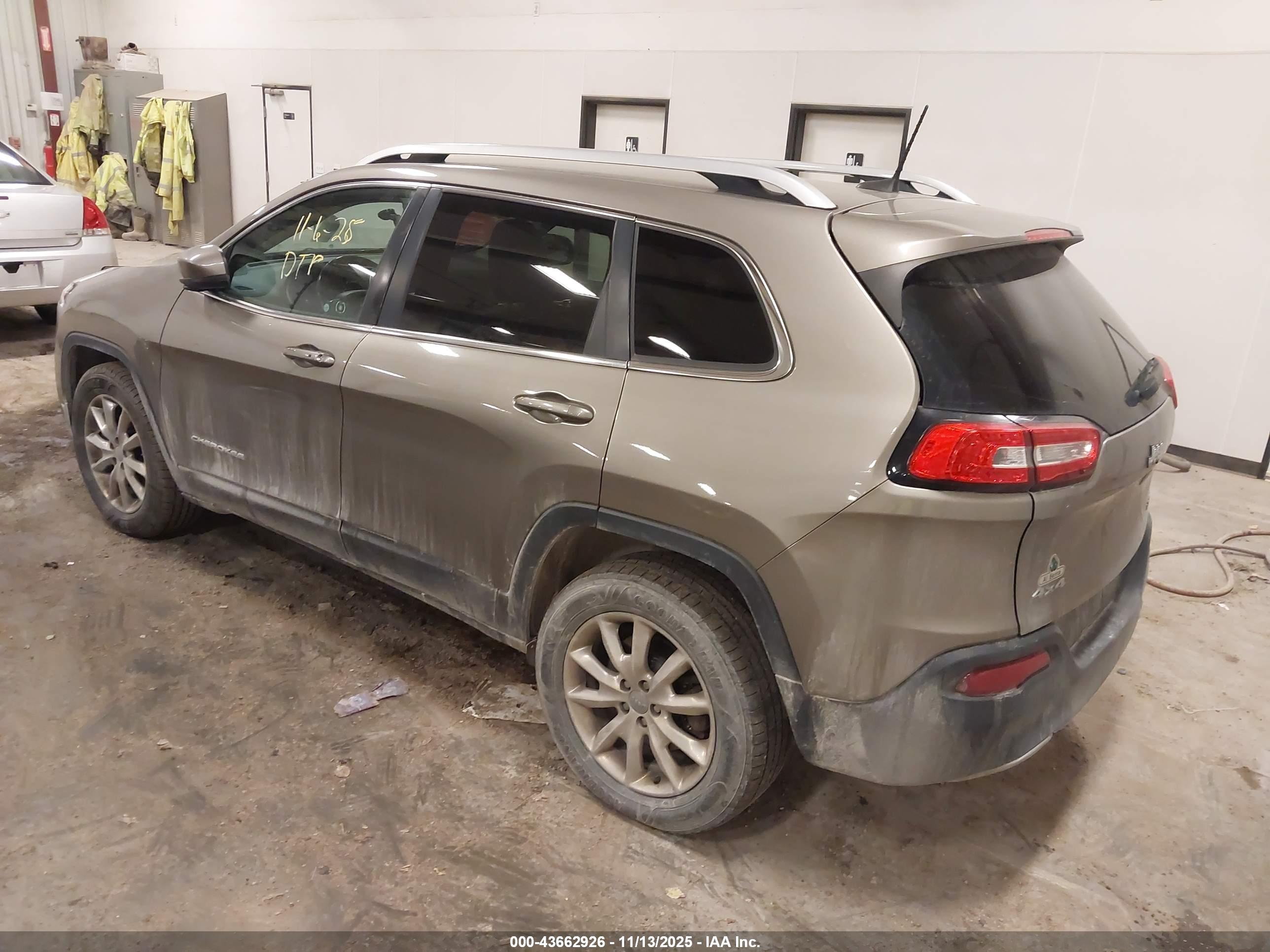 JEEP CHEROKEE image 3