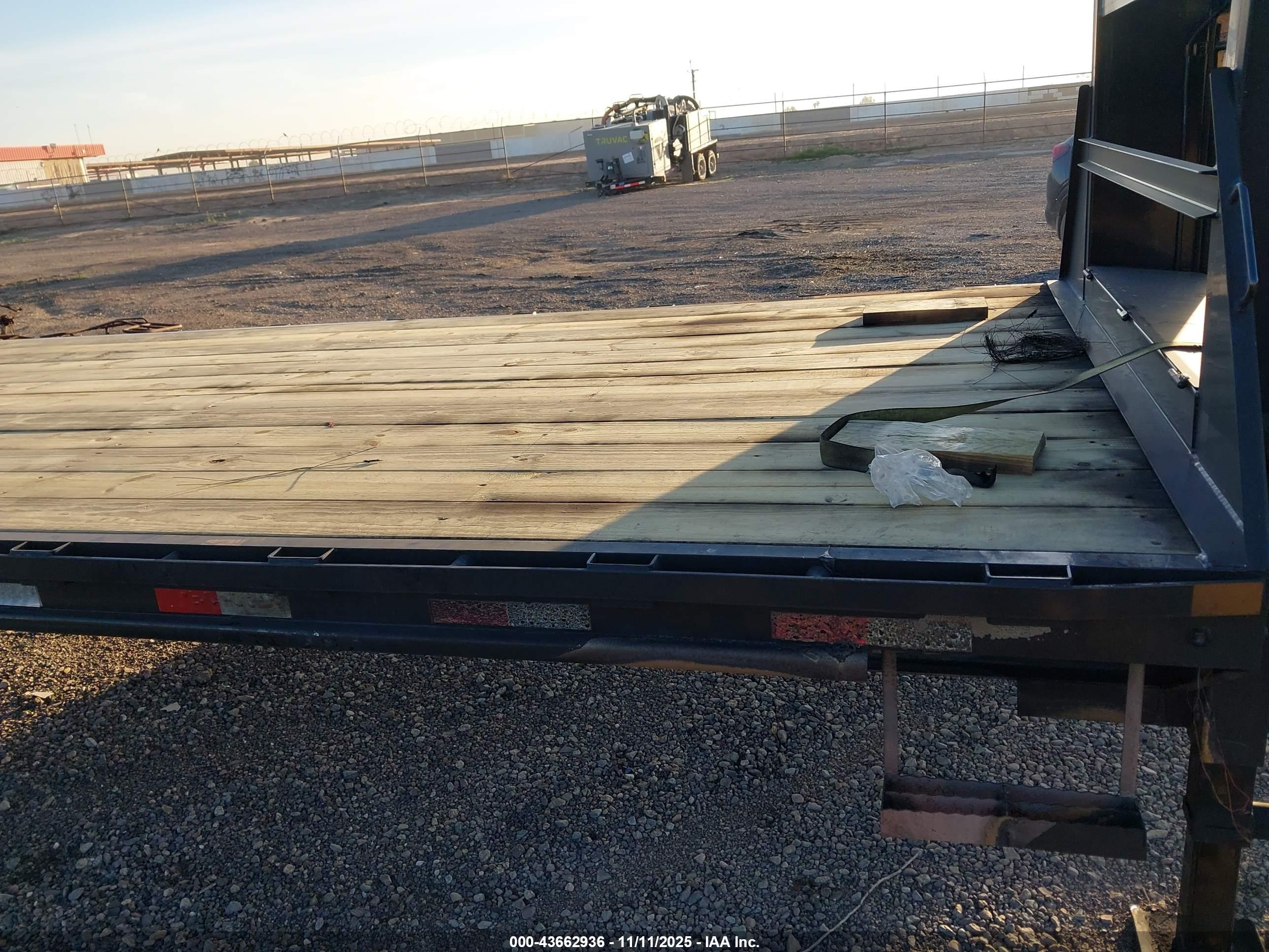 DELCO TRAILERS image 5
