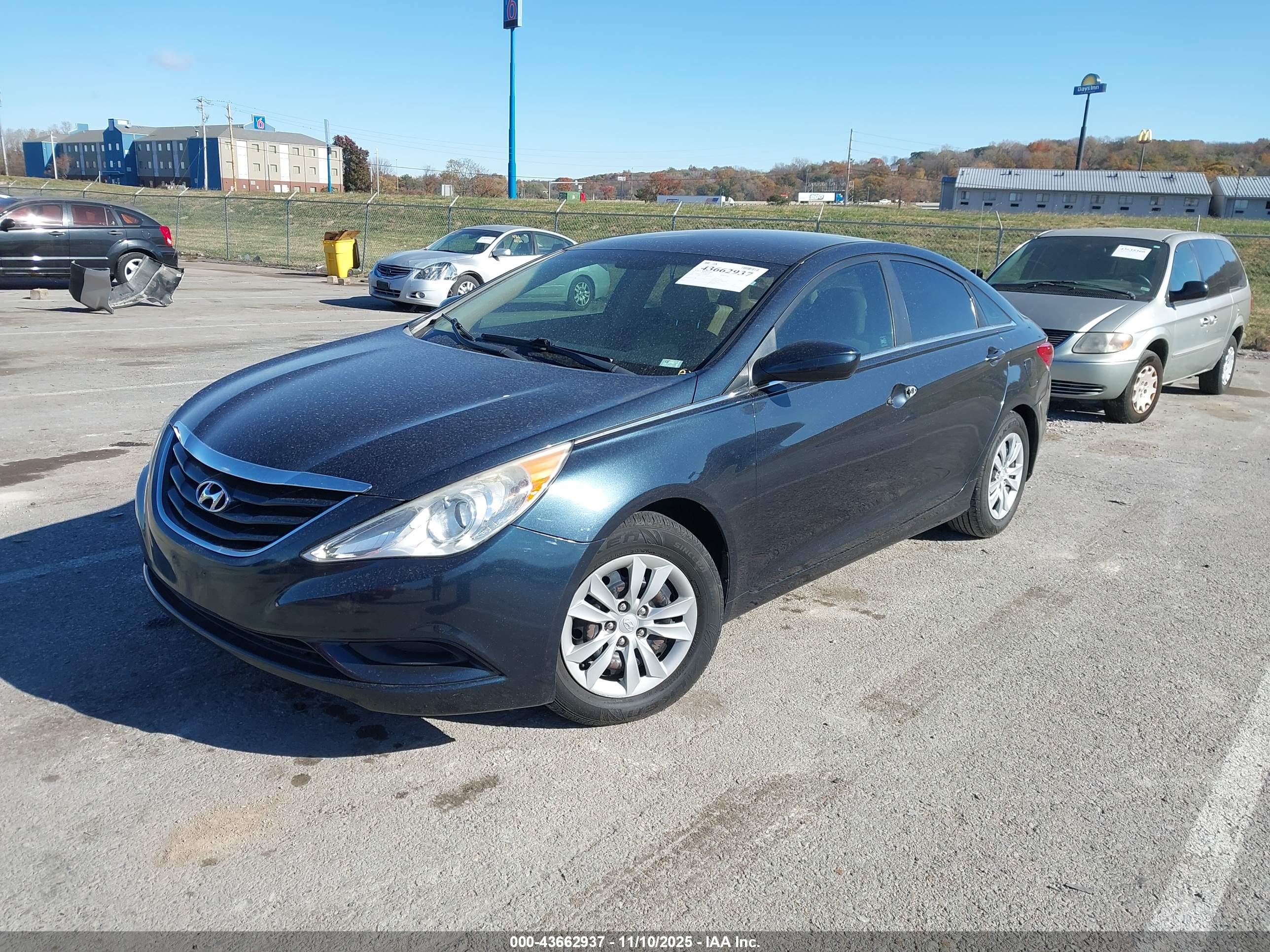 HYUNDAI SONATA image 2