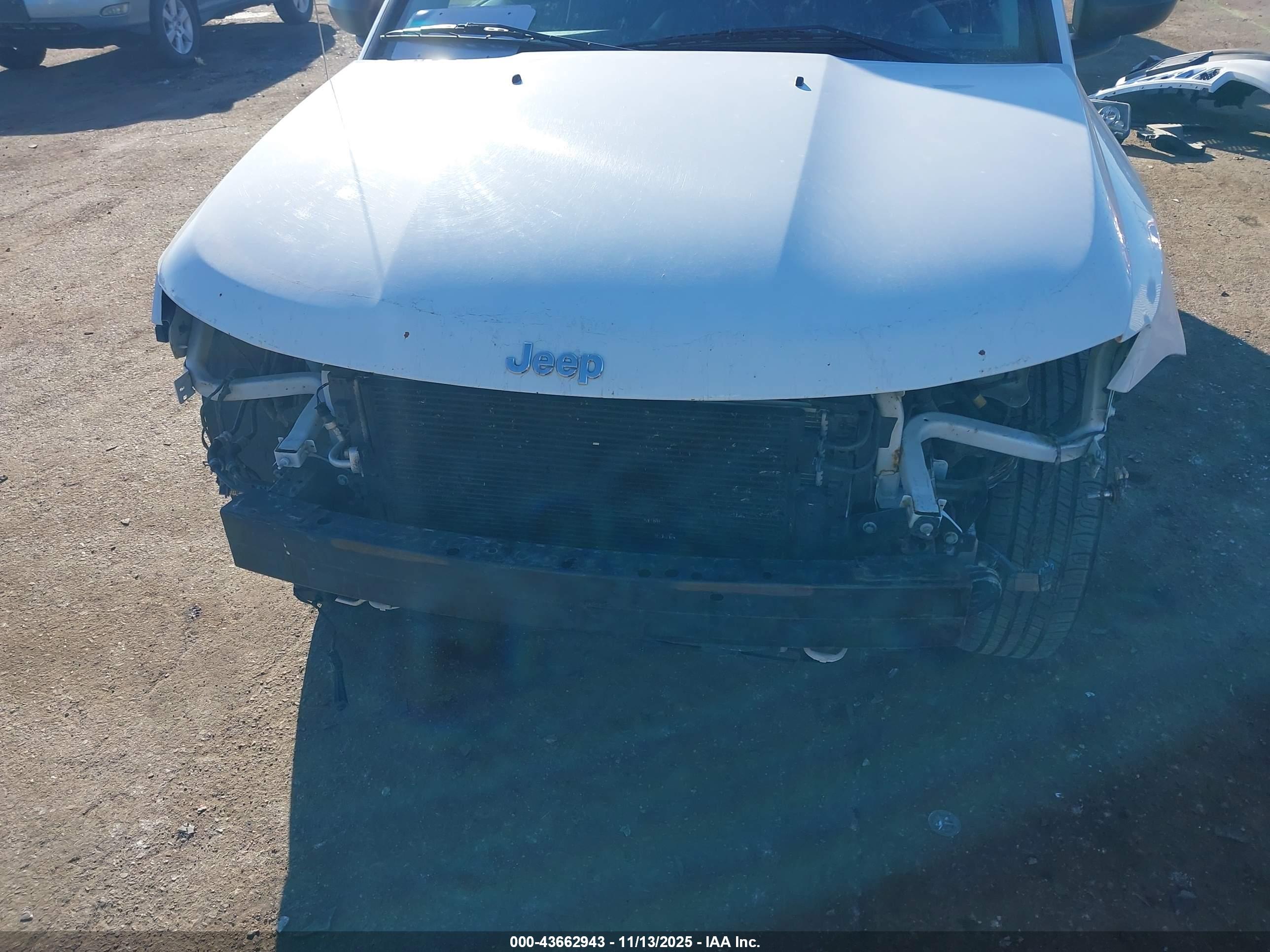 JEEP COMPASS image 6