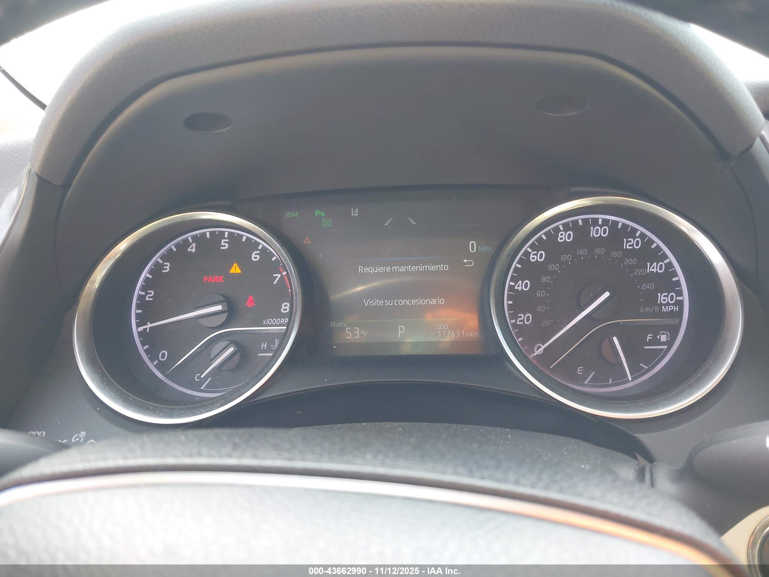 TOYOTA CAMRY image 7