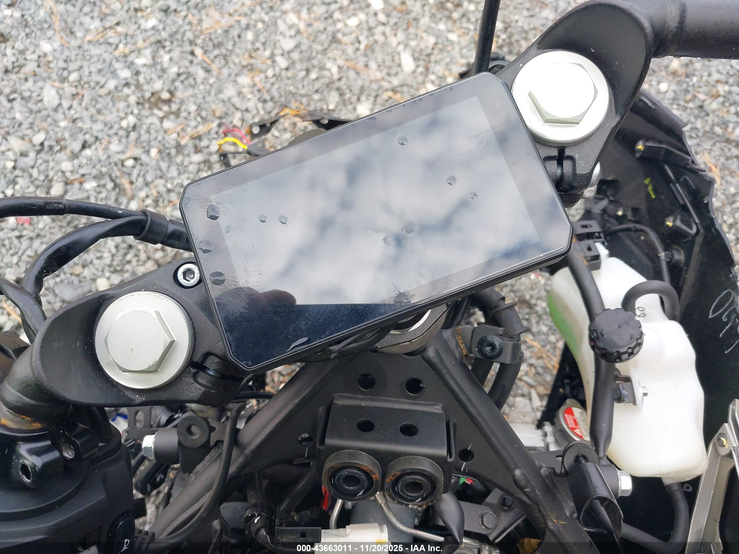 KAWASAKI EX400 image 7