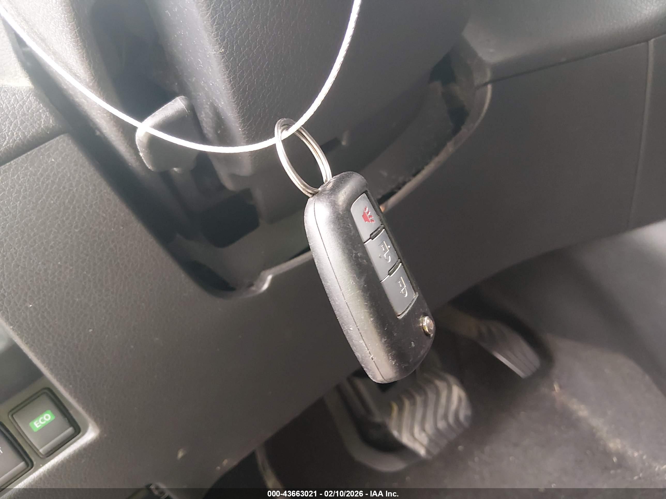 NISSAN ROGUE image 11