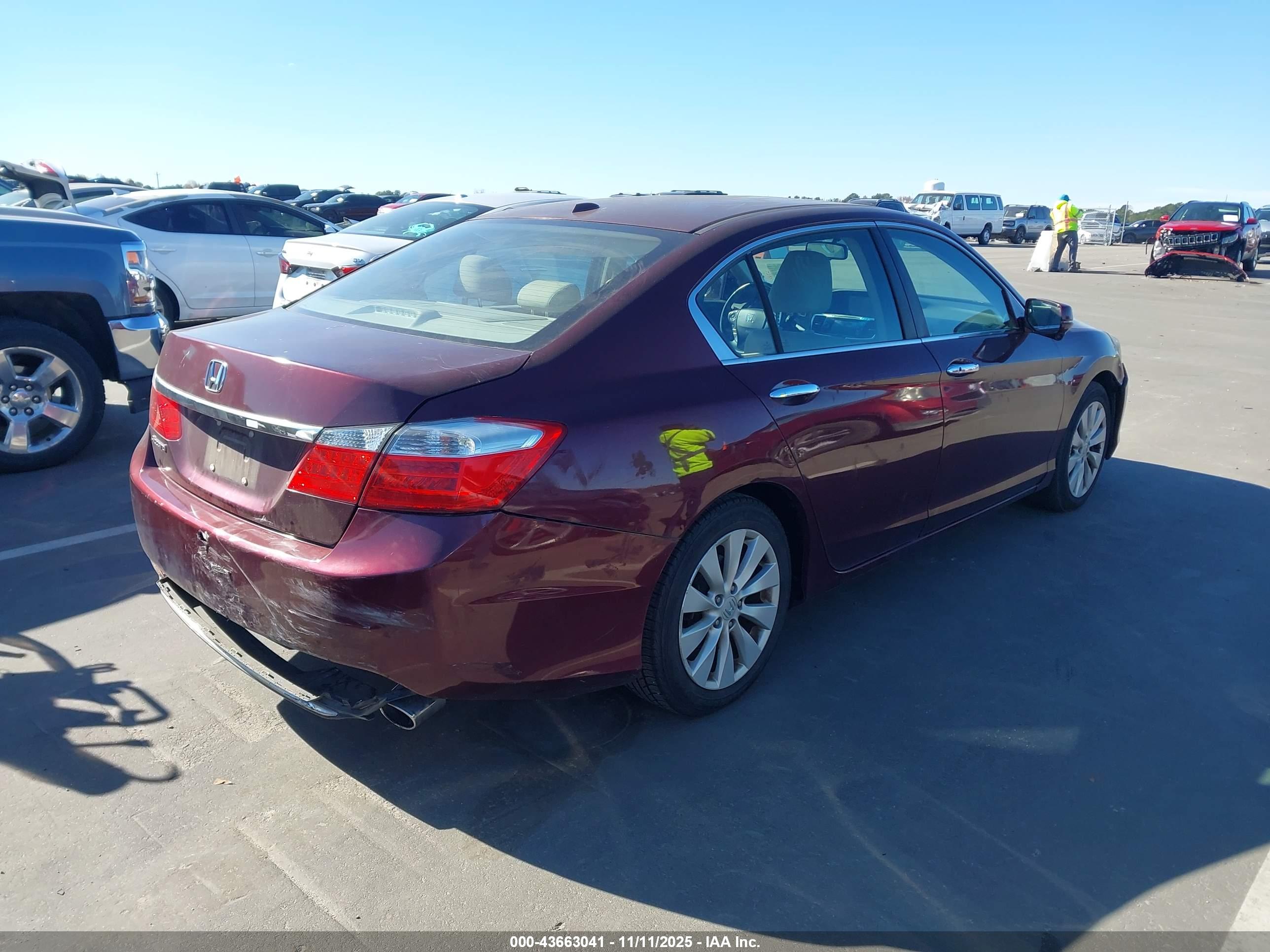 HONDA ACCORD image 4