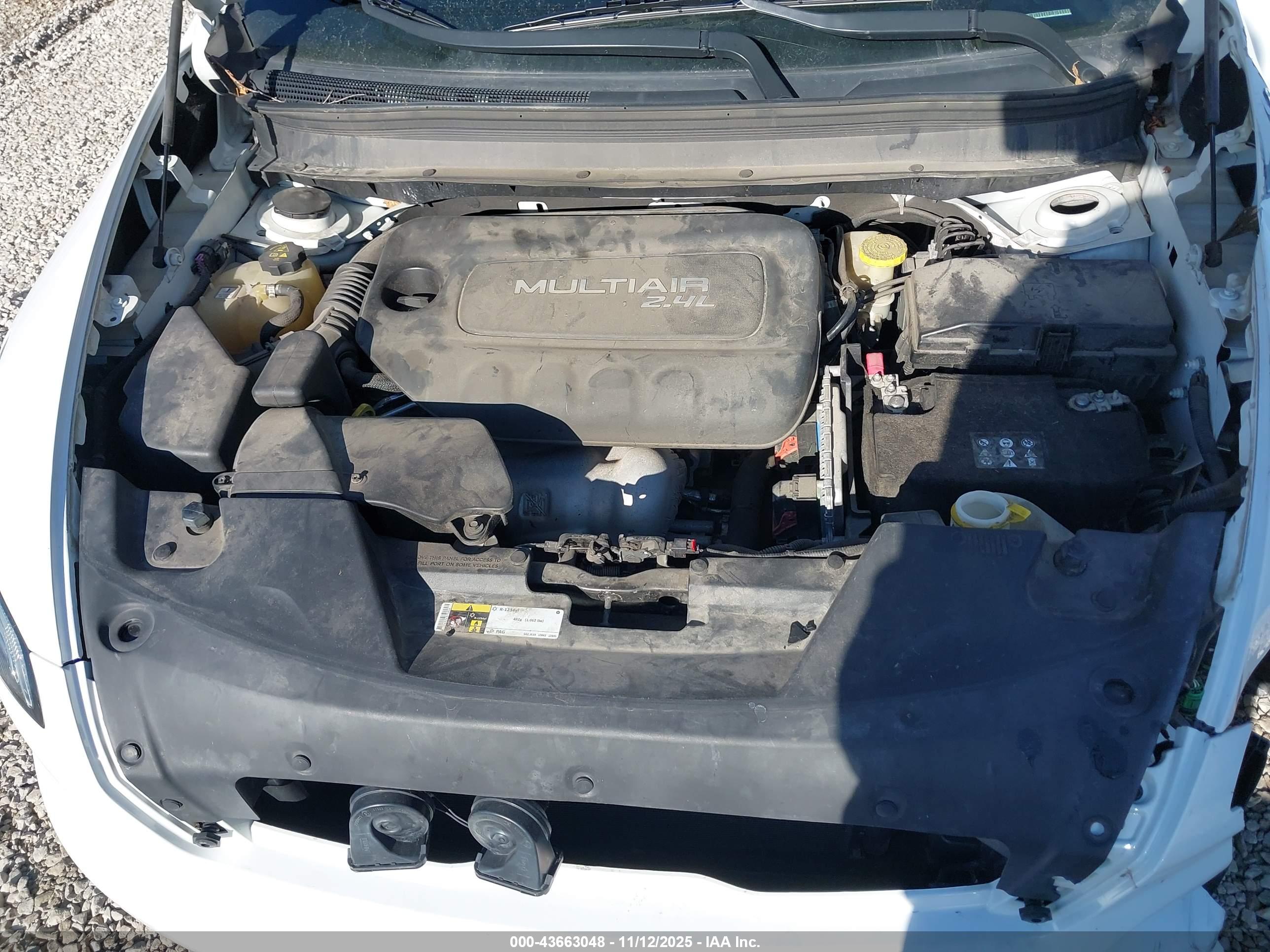 JEEP CHEROKEE image 10