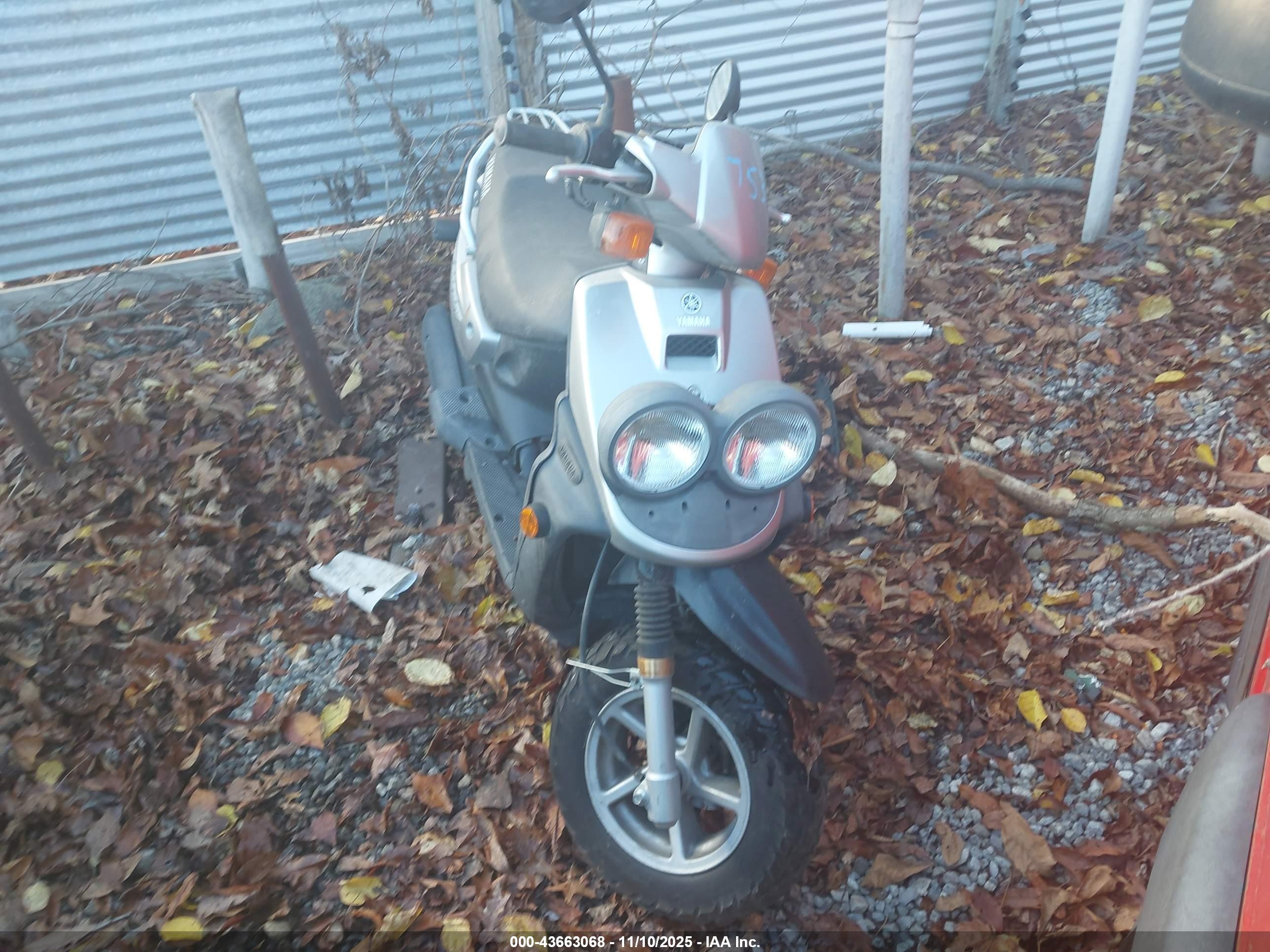 YAMAHA YW125 image 5