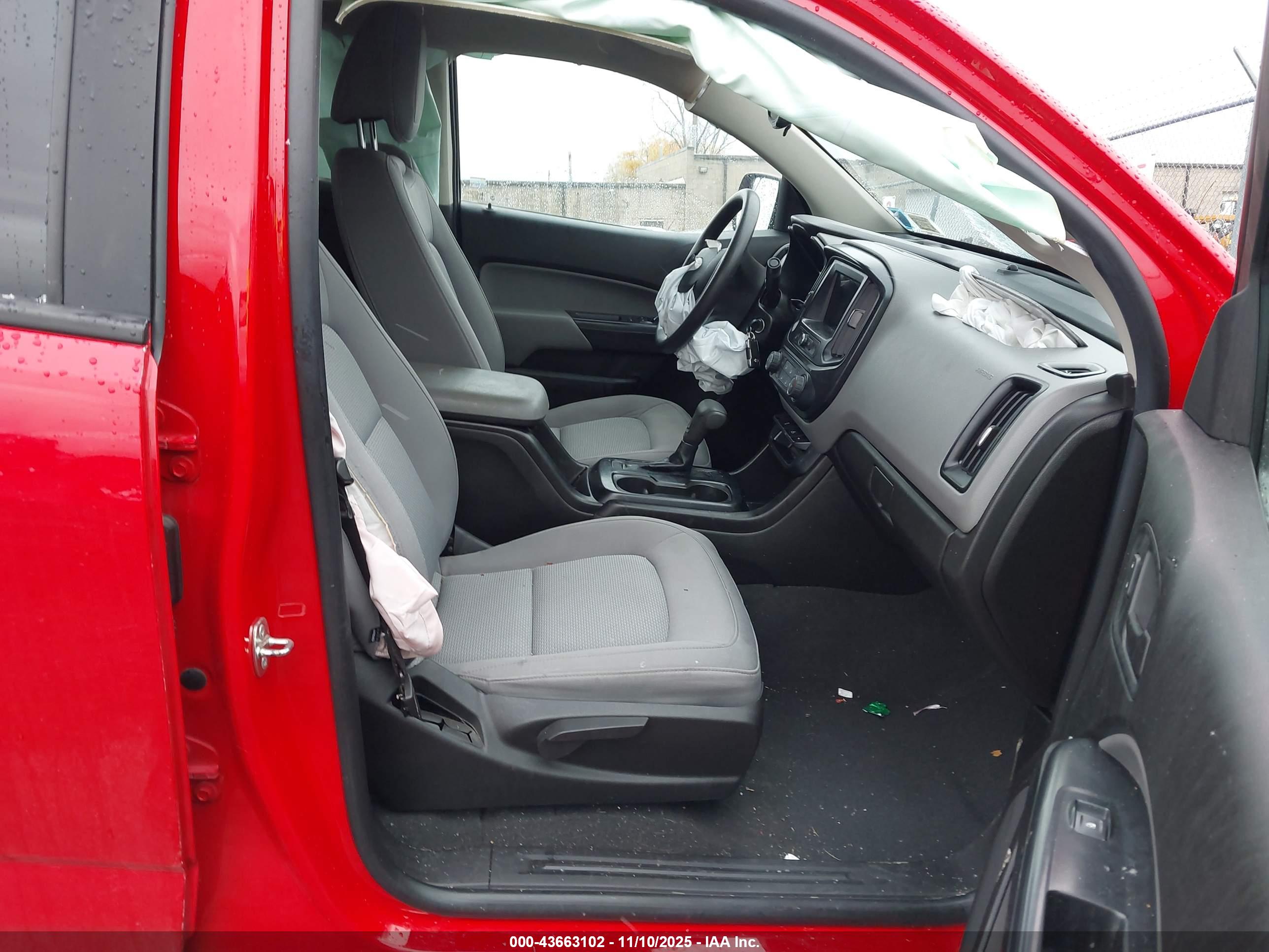 CHEVROLET COLORADO image 5