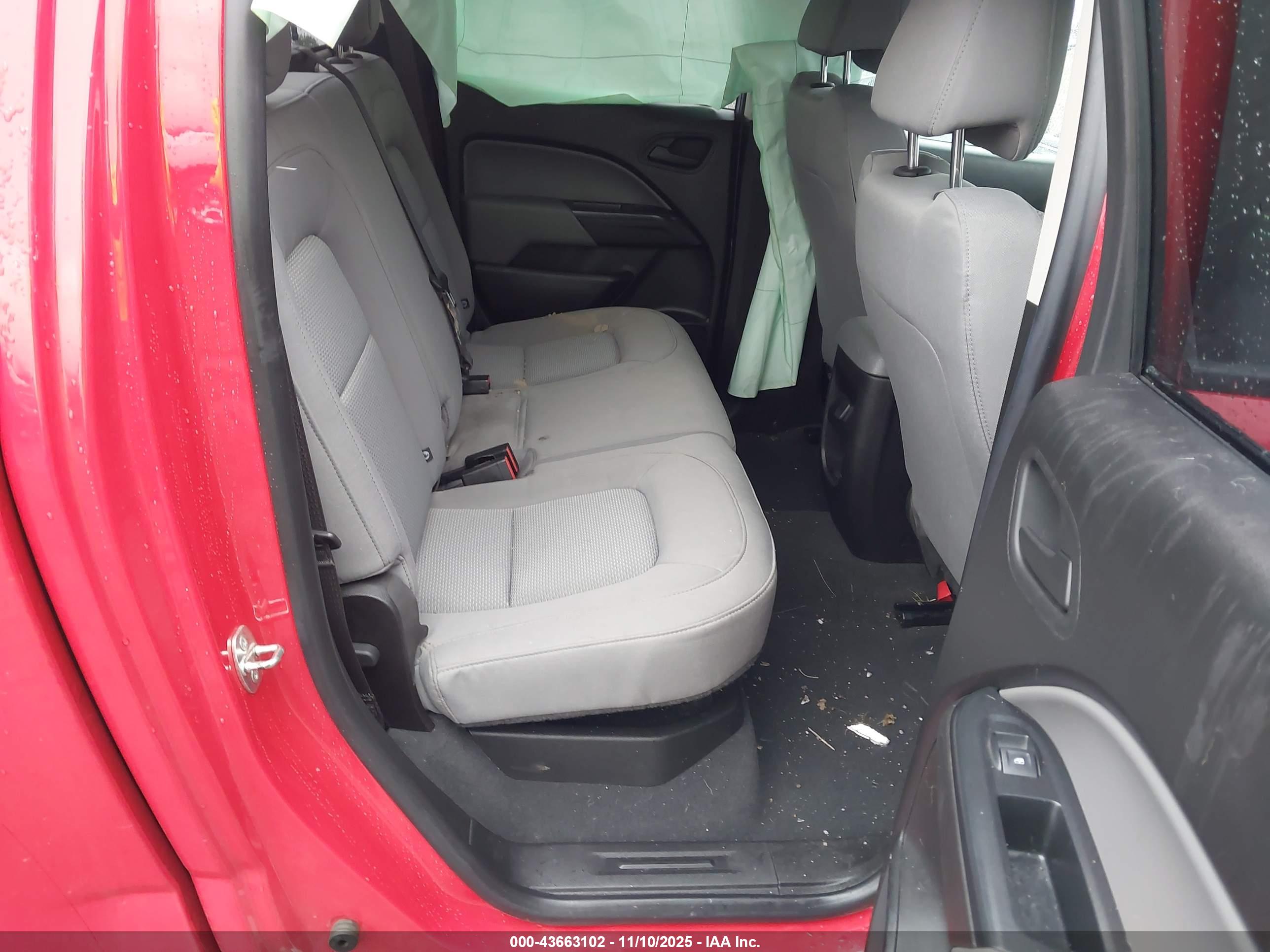 CHEVROLET COLORADO image 8