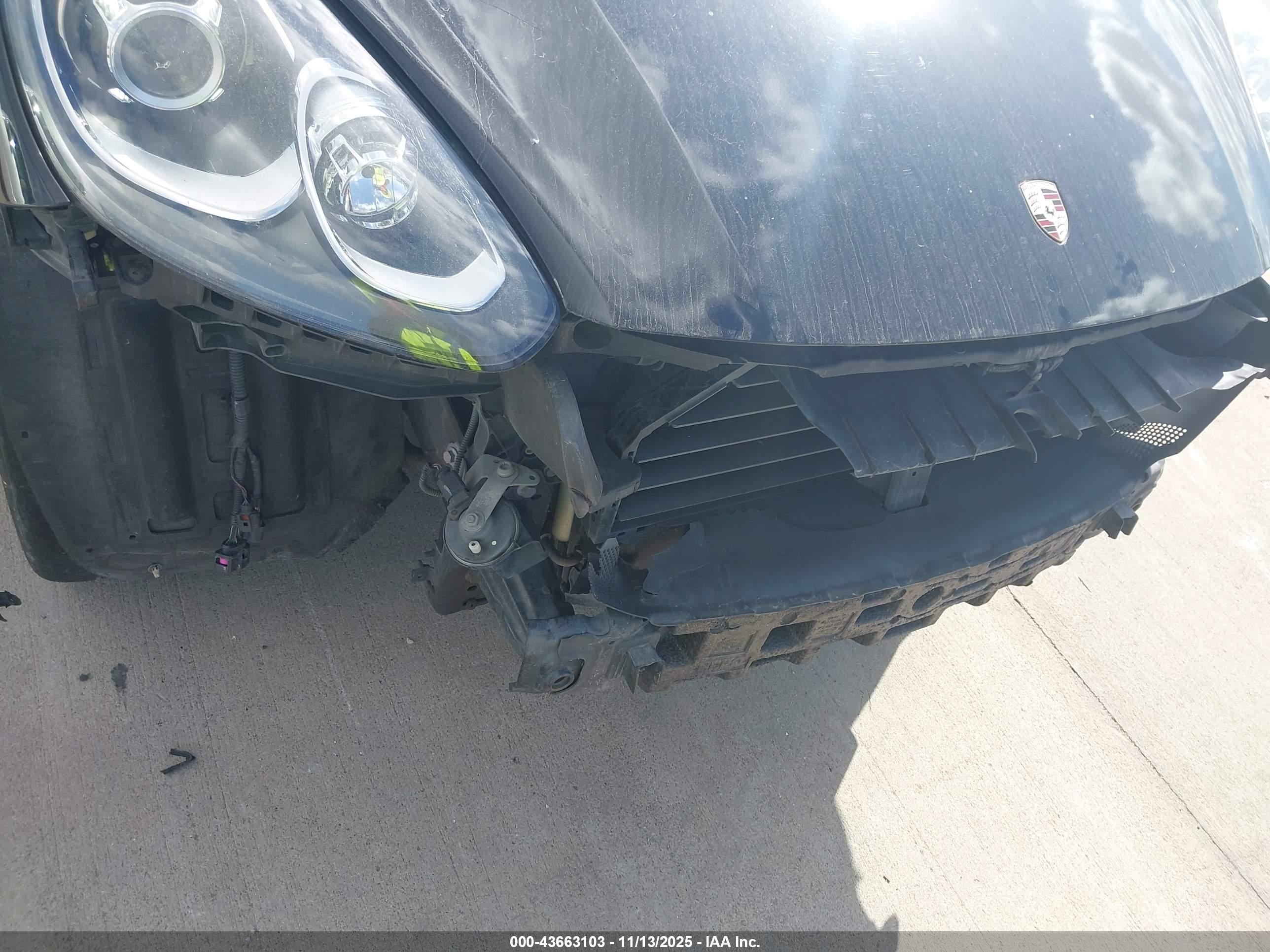 PORSCHE CAYENNE image 6