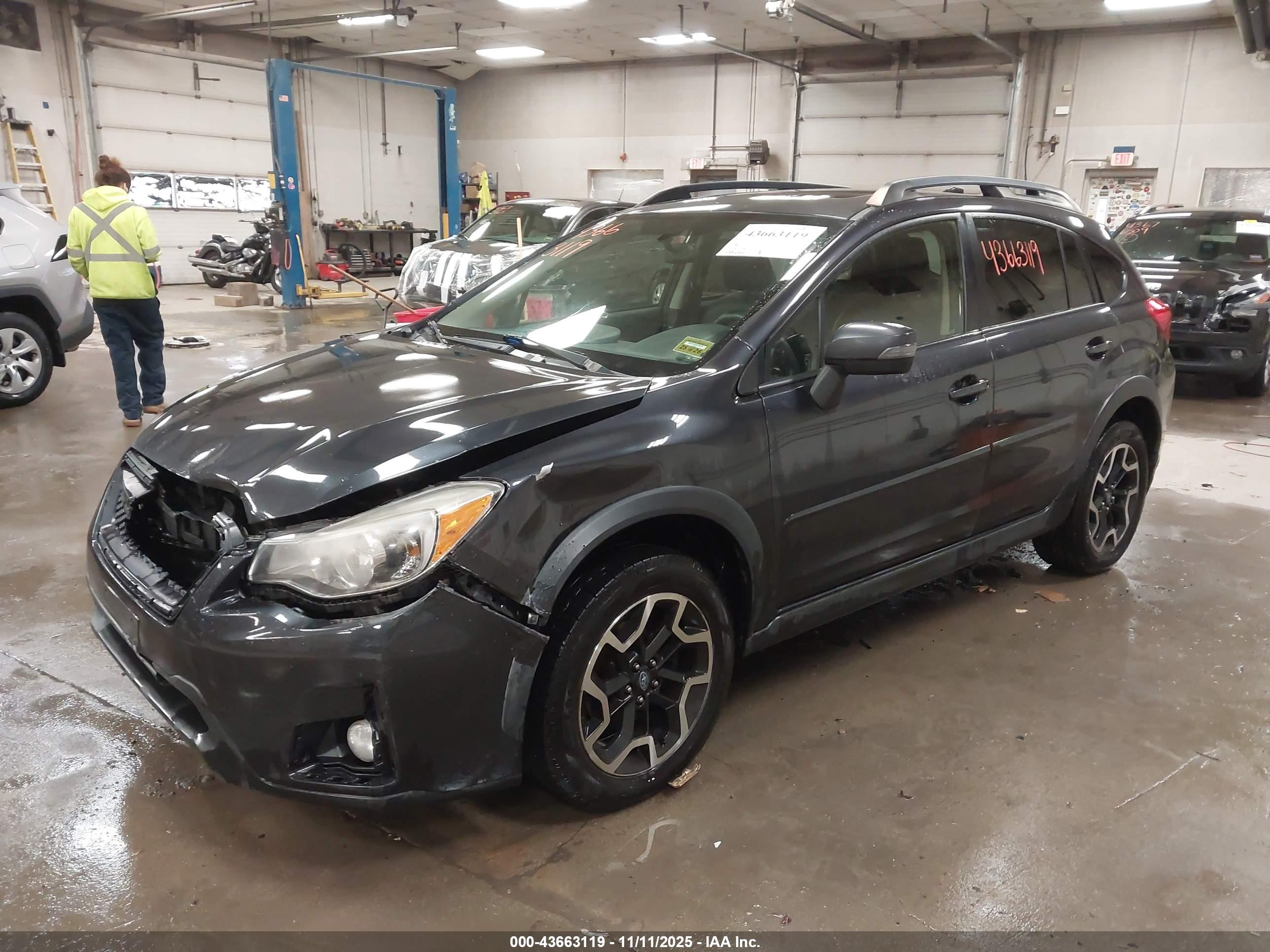 SUBARU CROSSTREK image 2
