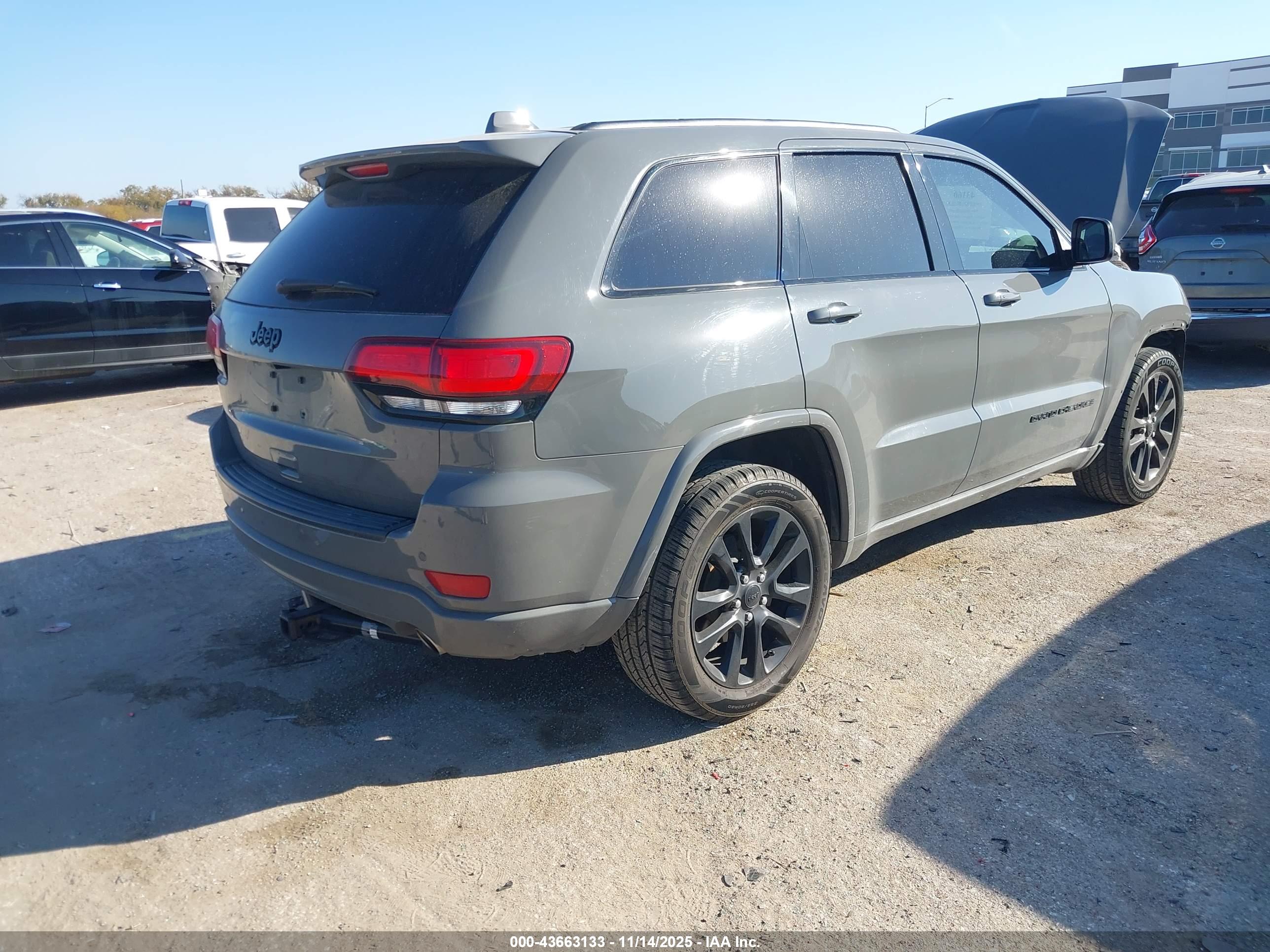 JEEP GRAND image 4