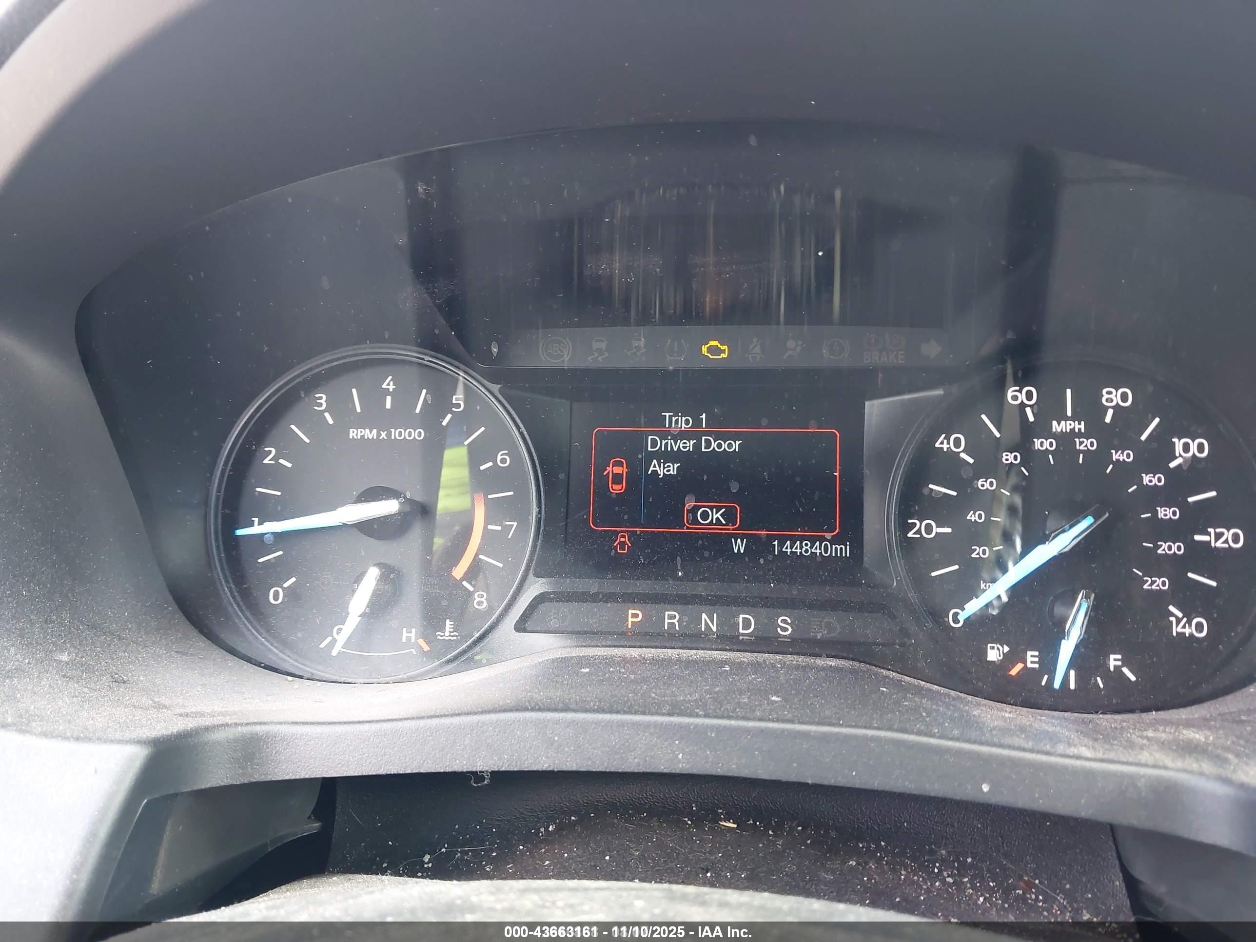 FORD EXPLORER image 7