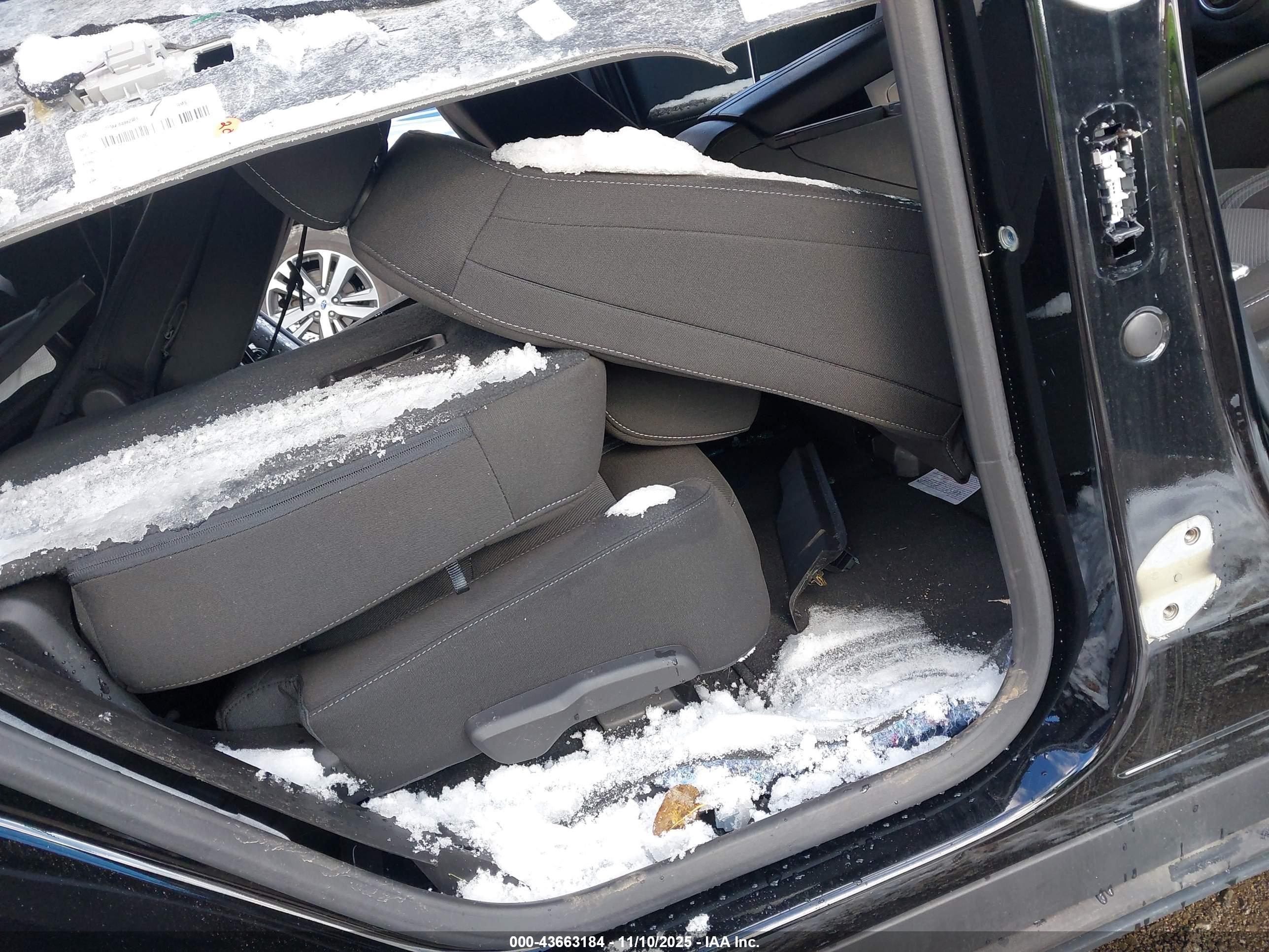 CHEVROLET BLAZER image 8