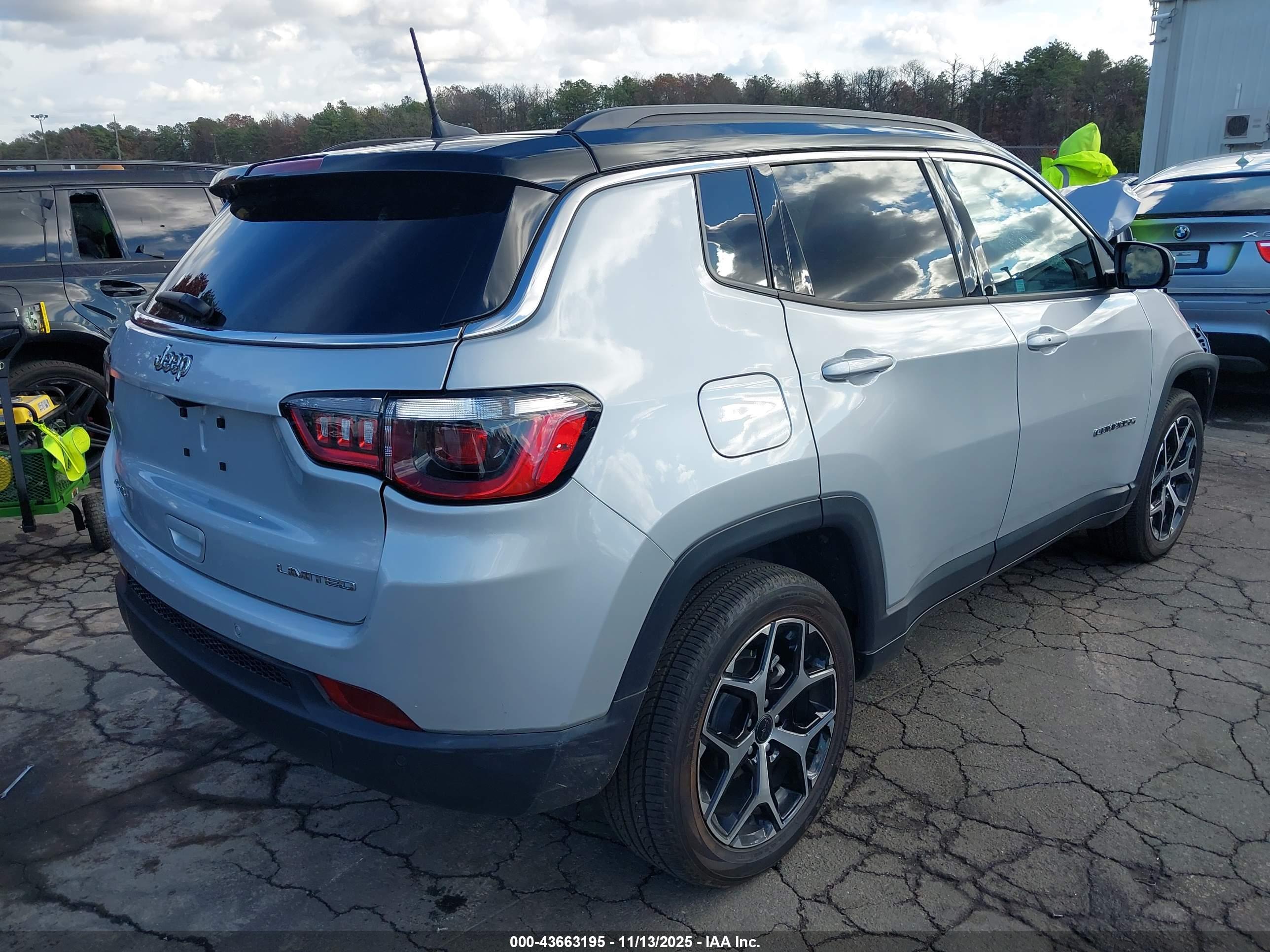 JEEP COMPASS image 4
