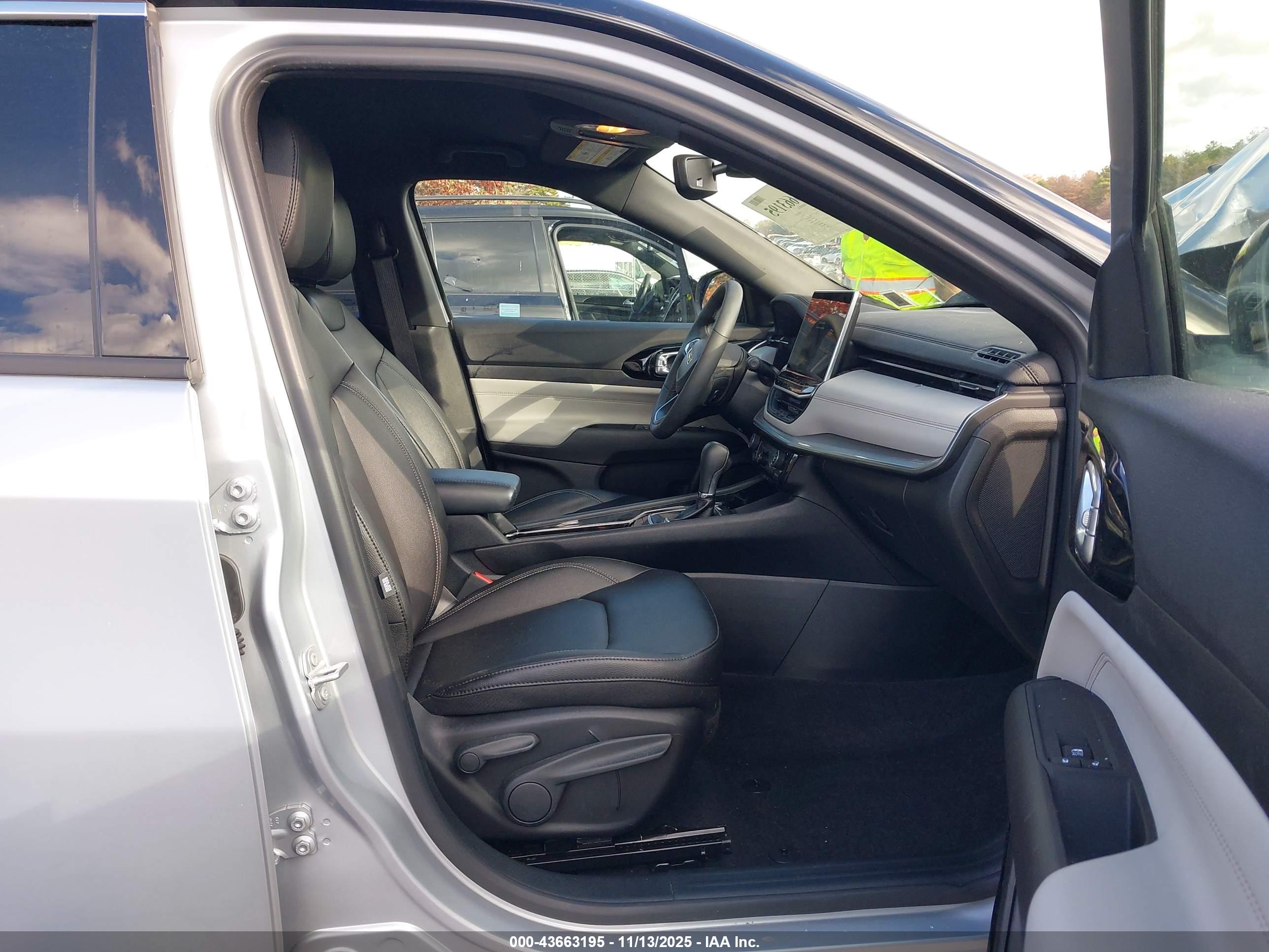 JEEP COMPASS image 5