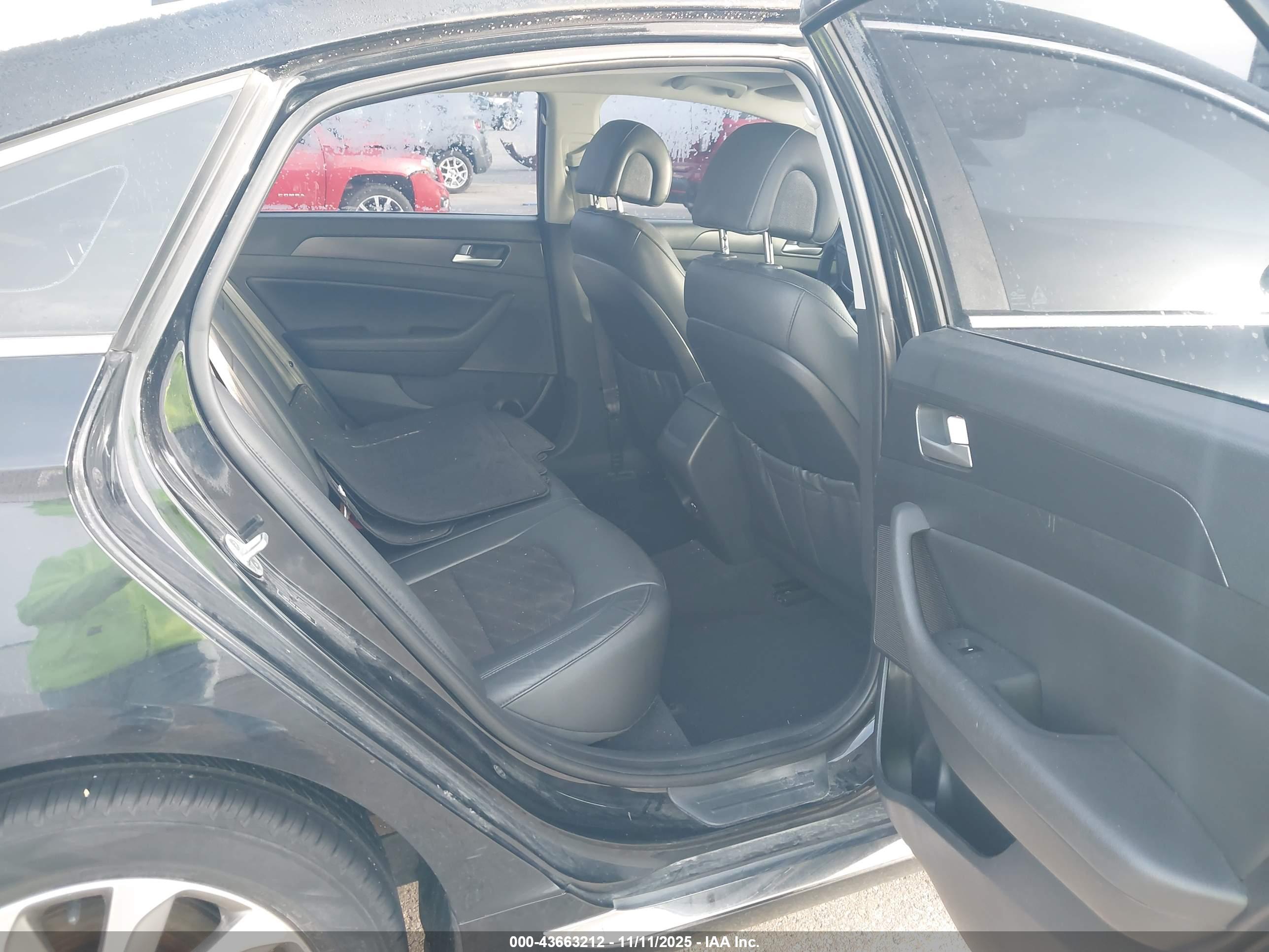 HYUNDAI SONATA image 8