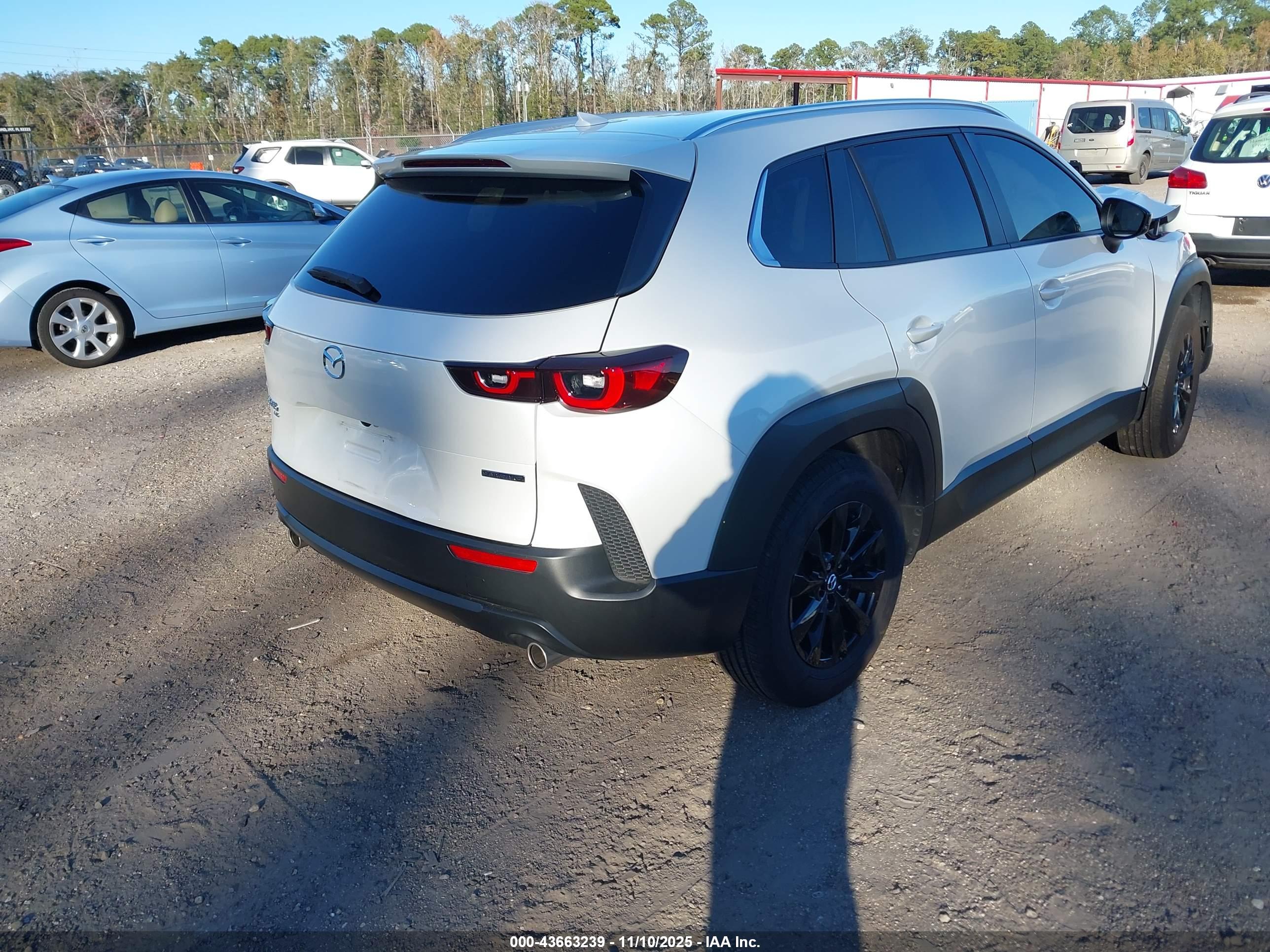 MAZDA CX-50 image 4
