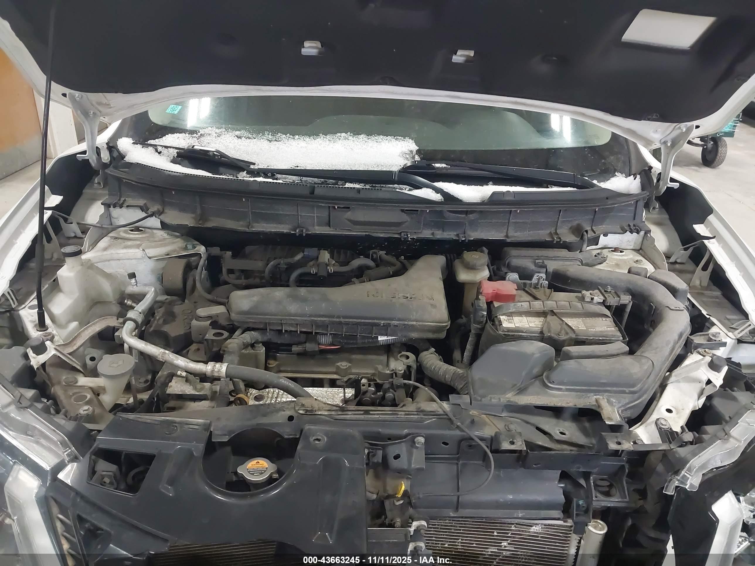 NISSAN ROGUE image 10